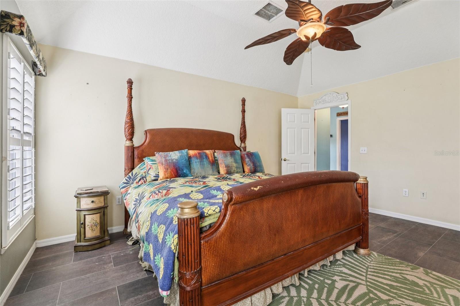 Image 43 of 70 For 3954 Mcclelland Road