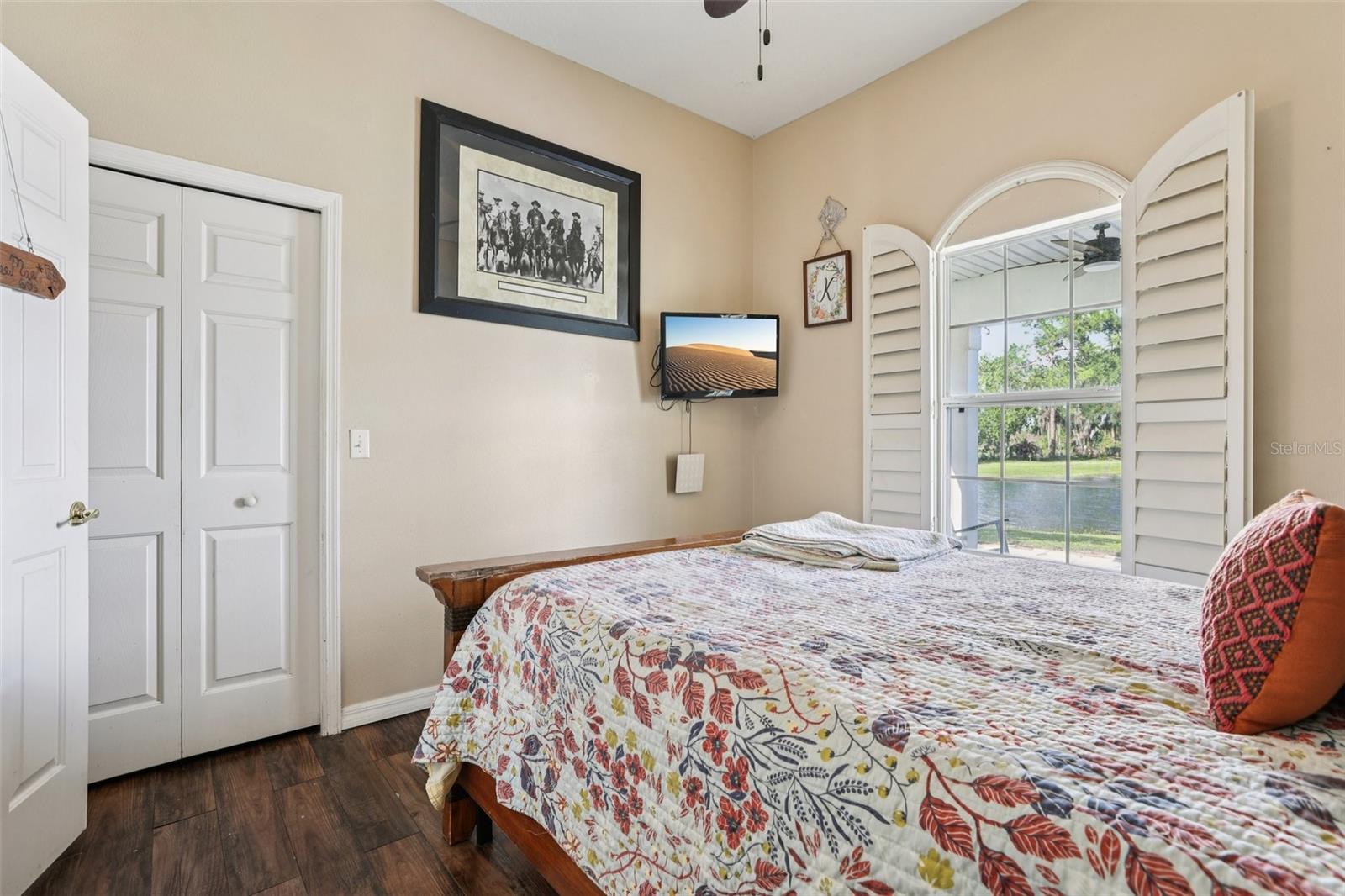 Image 48 of 70 For 3954 Mcclelland Road