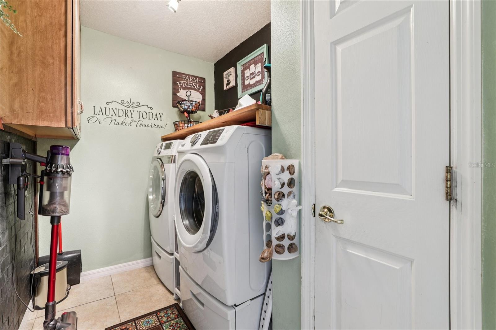 Image 53 of 70 For 3954 Mcclelland Road