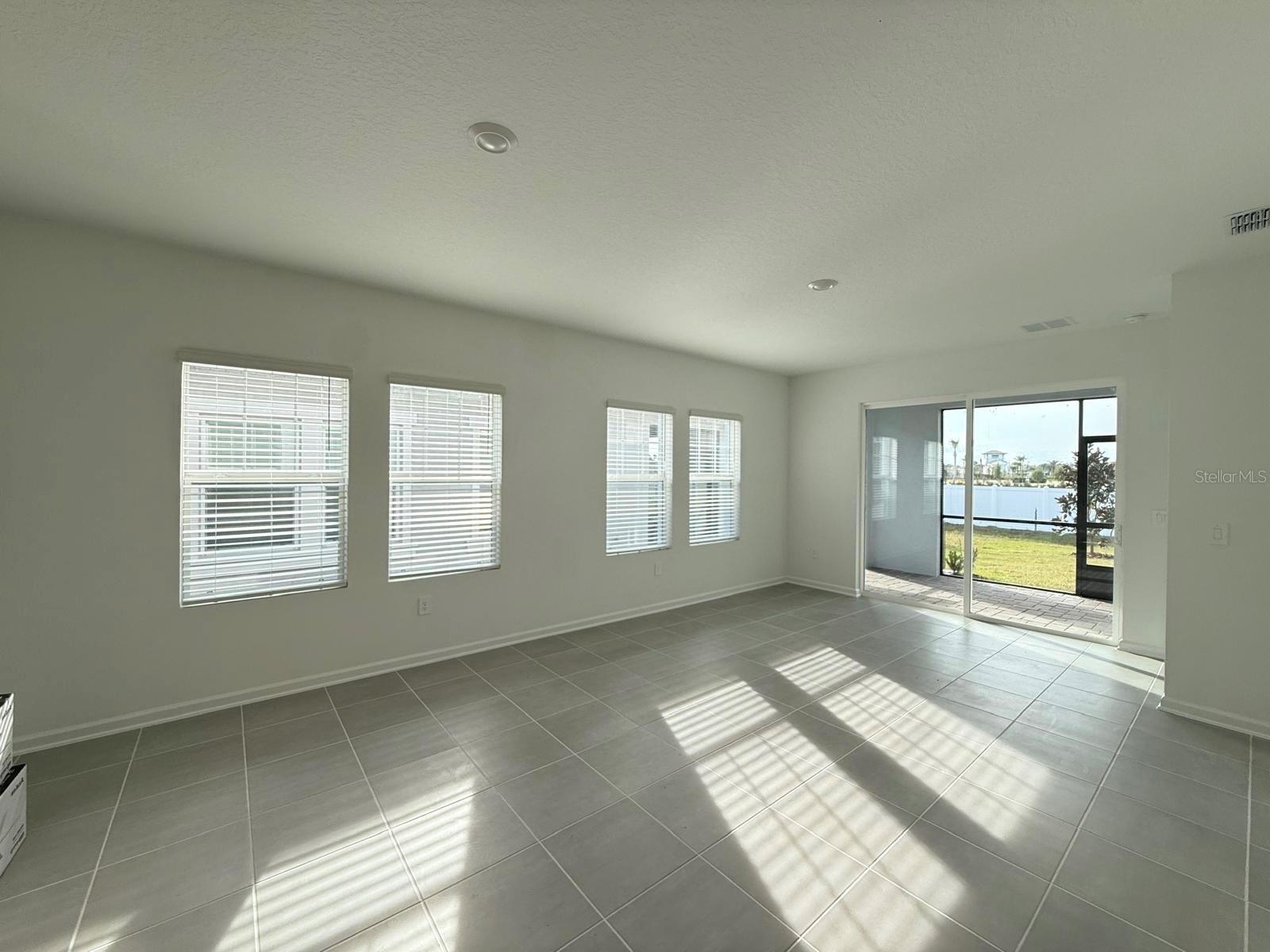 Image 7 of 22 For 4271 Curacao Place