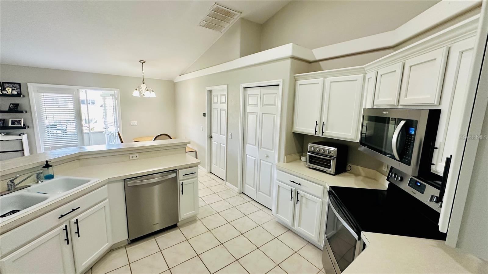 Image 4 of 19 For 3600 Yellow Bird Ct