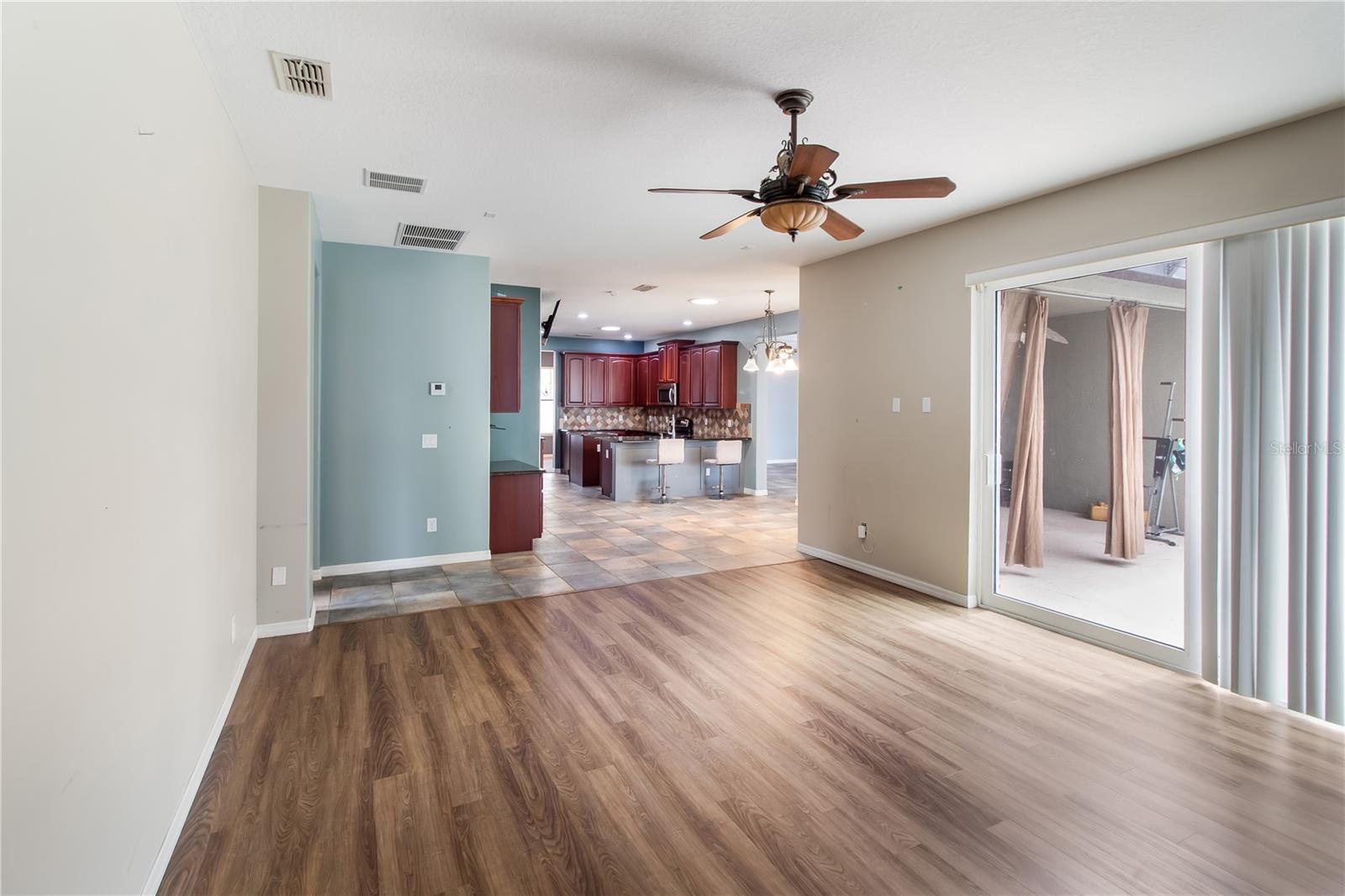 Image 14 of 45 For 2860 Lafayette Trace Drive