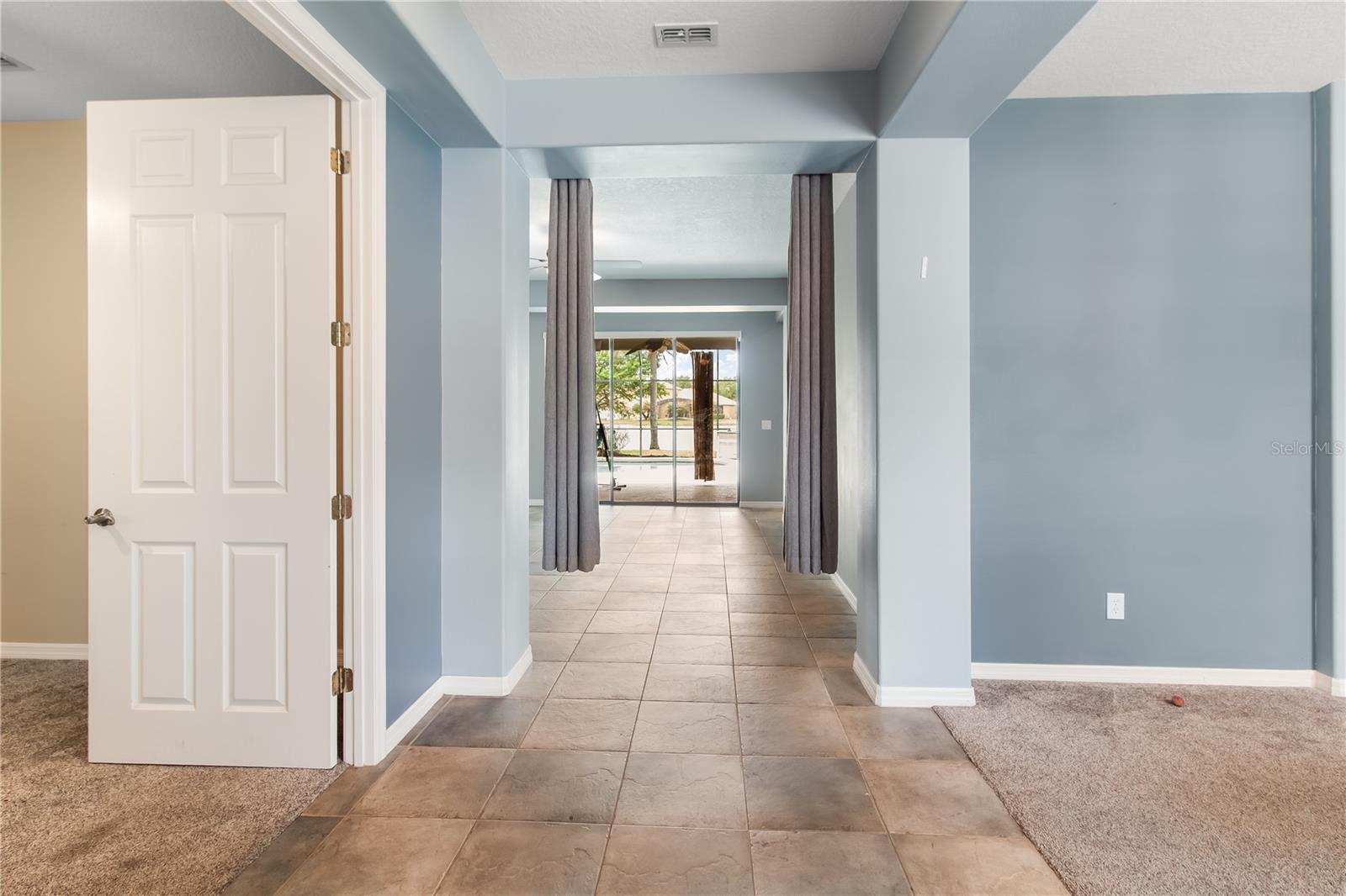 Image 17 of 45 For 2860 Lafayette Trace Drive