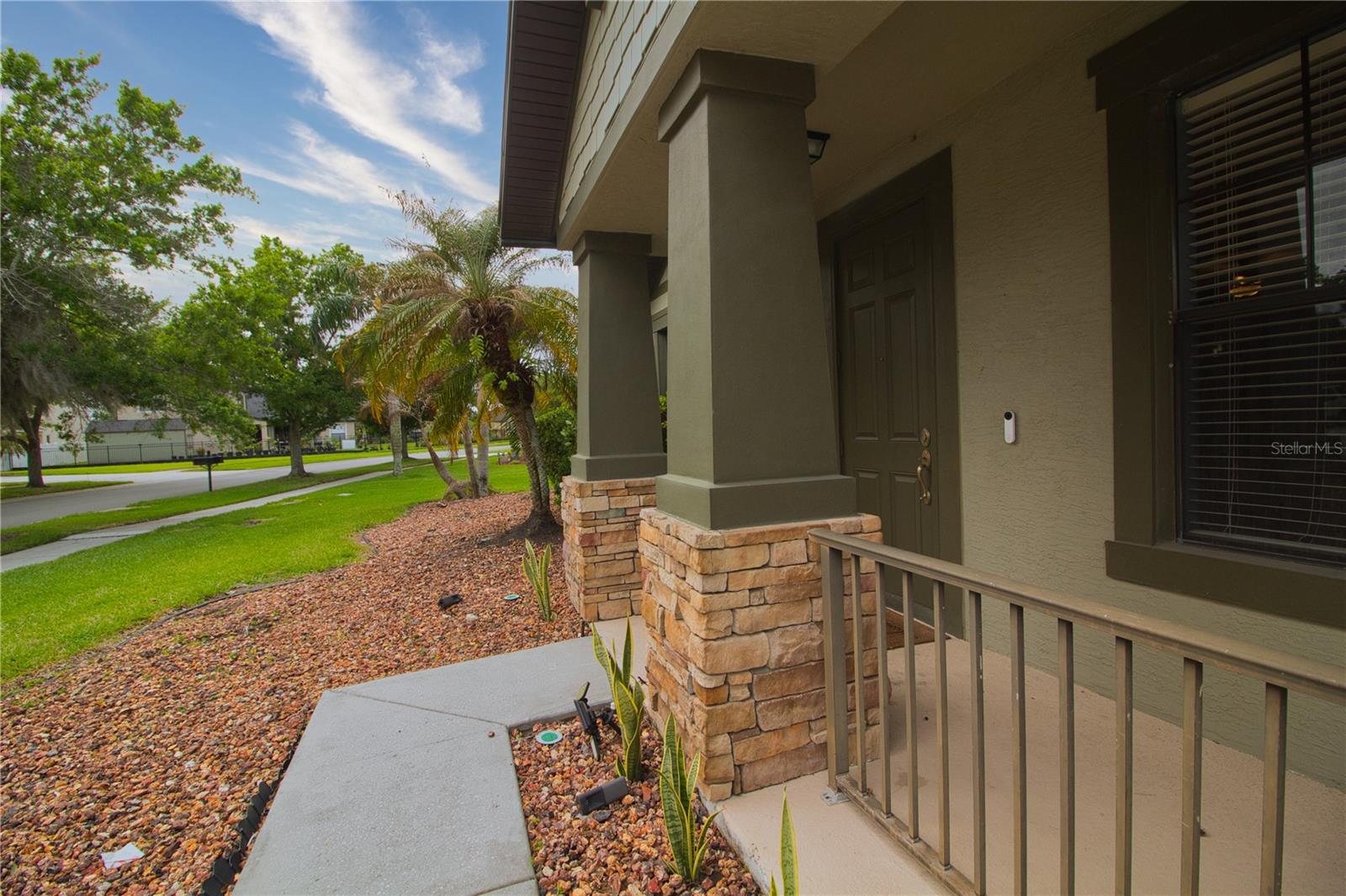 Image 3 of 45 For 2860 Lafayette Trace Drive