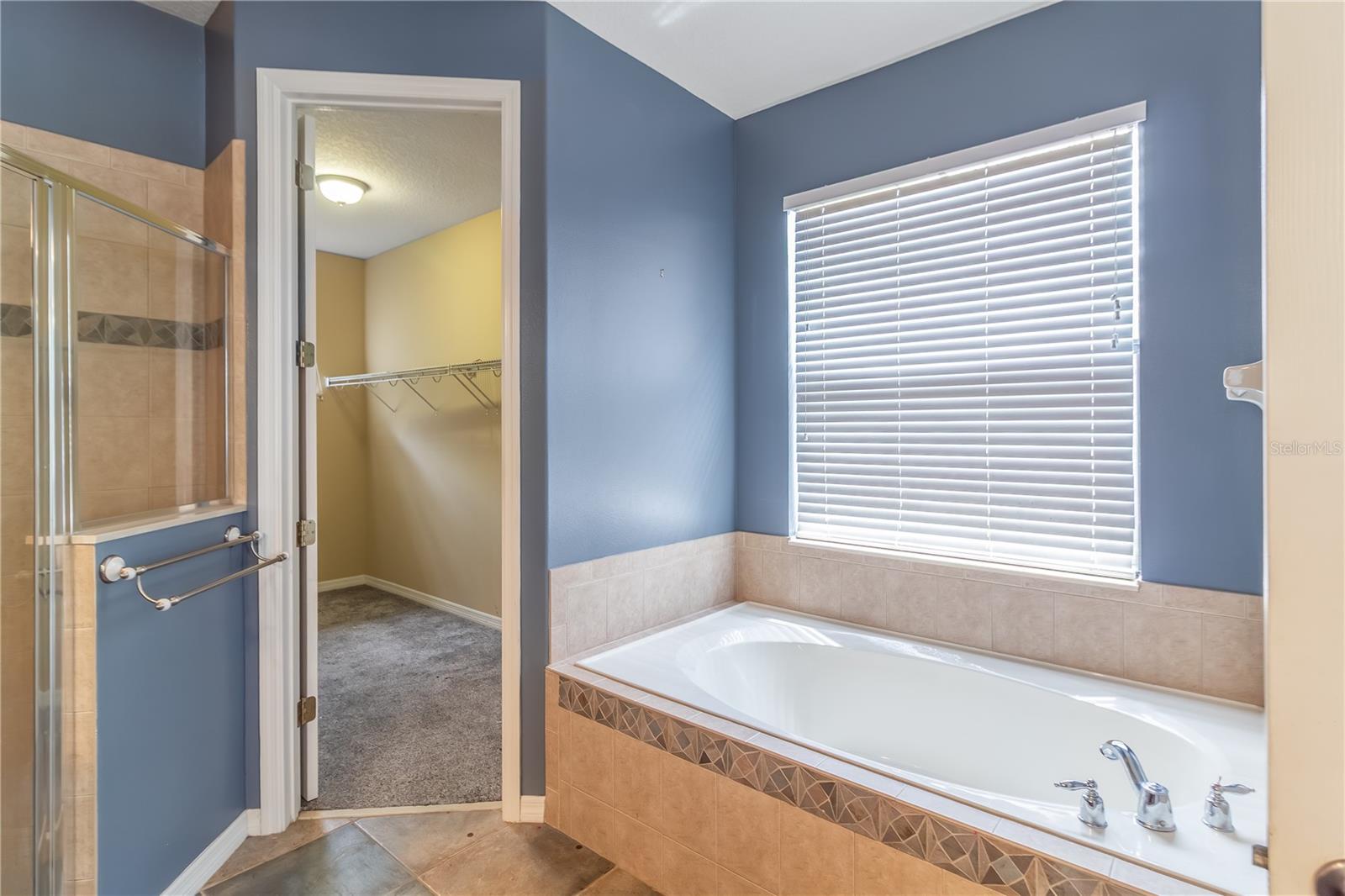 Image 31 of 45 For 2860 Lafayette Trace Drive