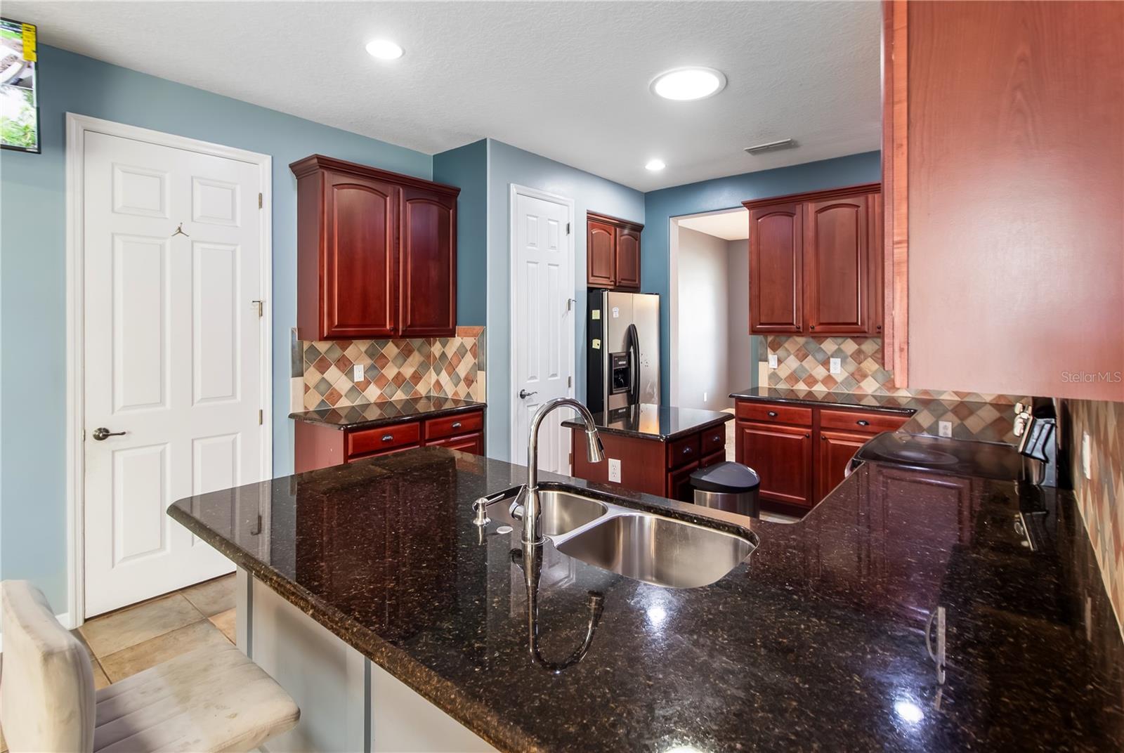 Image 9 of 45 For 2860 Lafayette Trace Drive