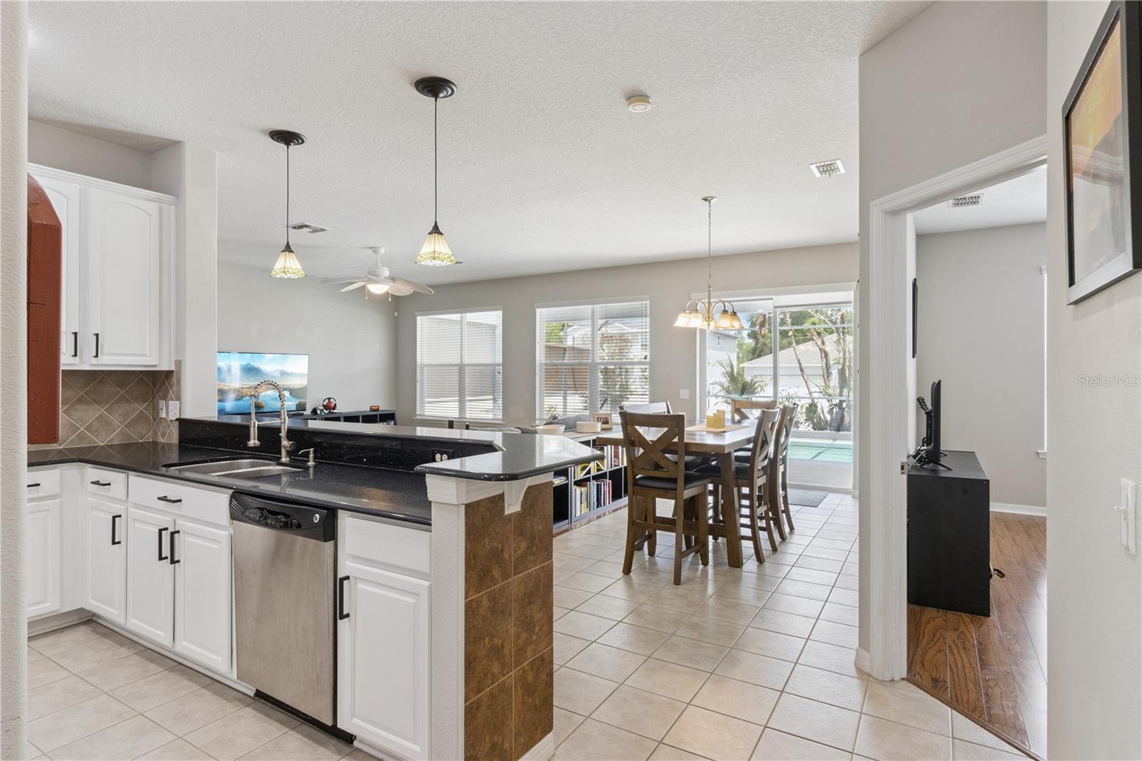 Image 12 of 52 For 1404 Lexington Avenue