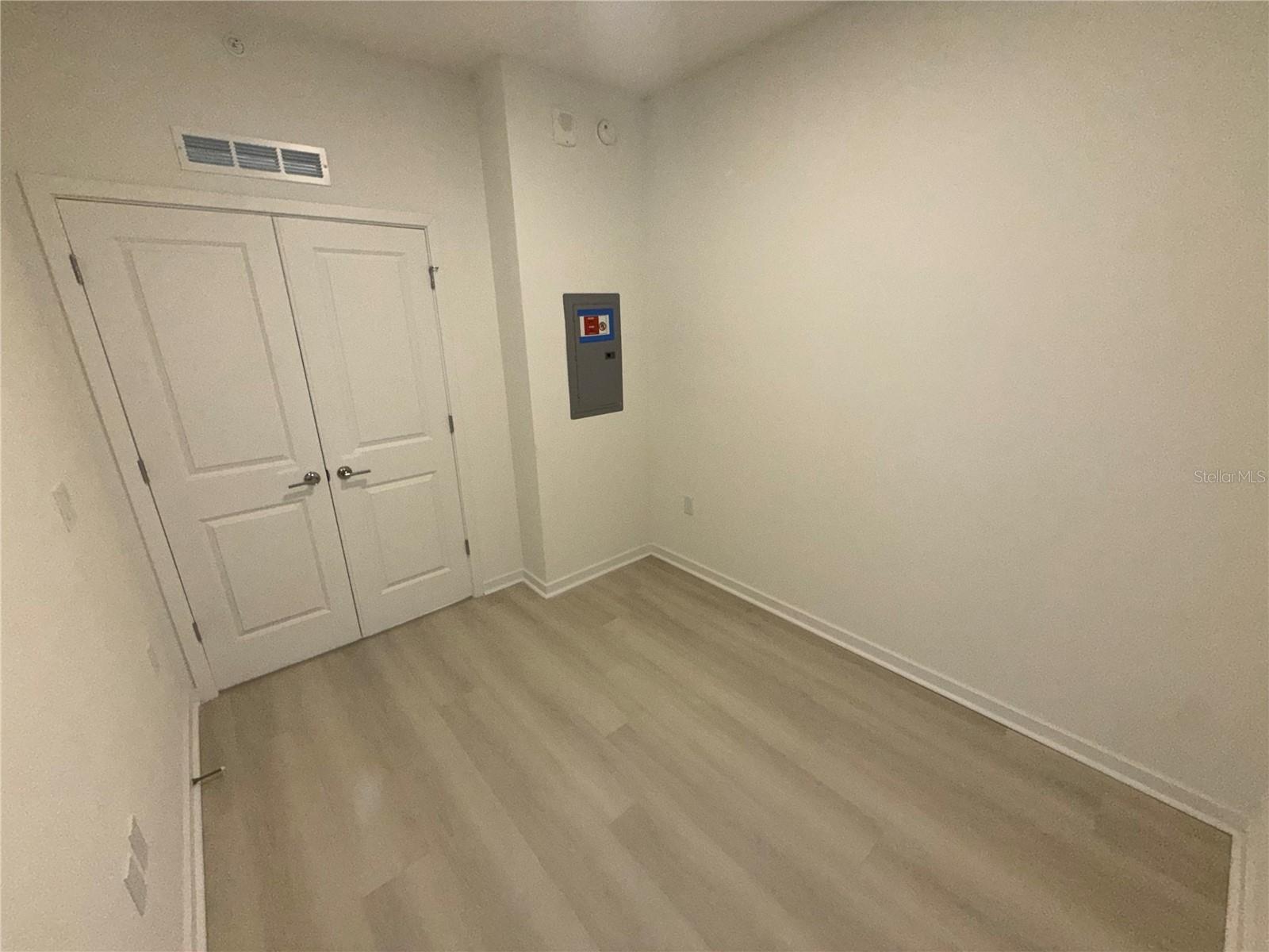 Image 12 of 42 For 5587 Millenia Park Boulevard 424