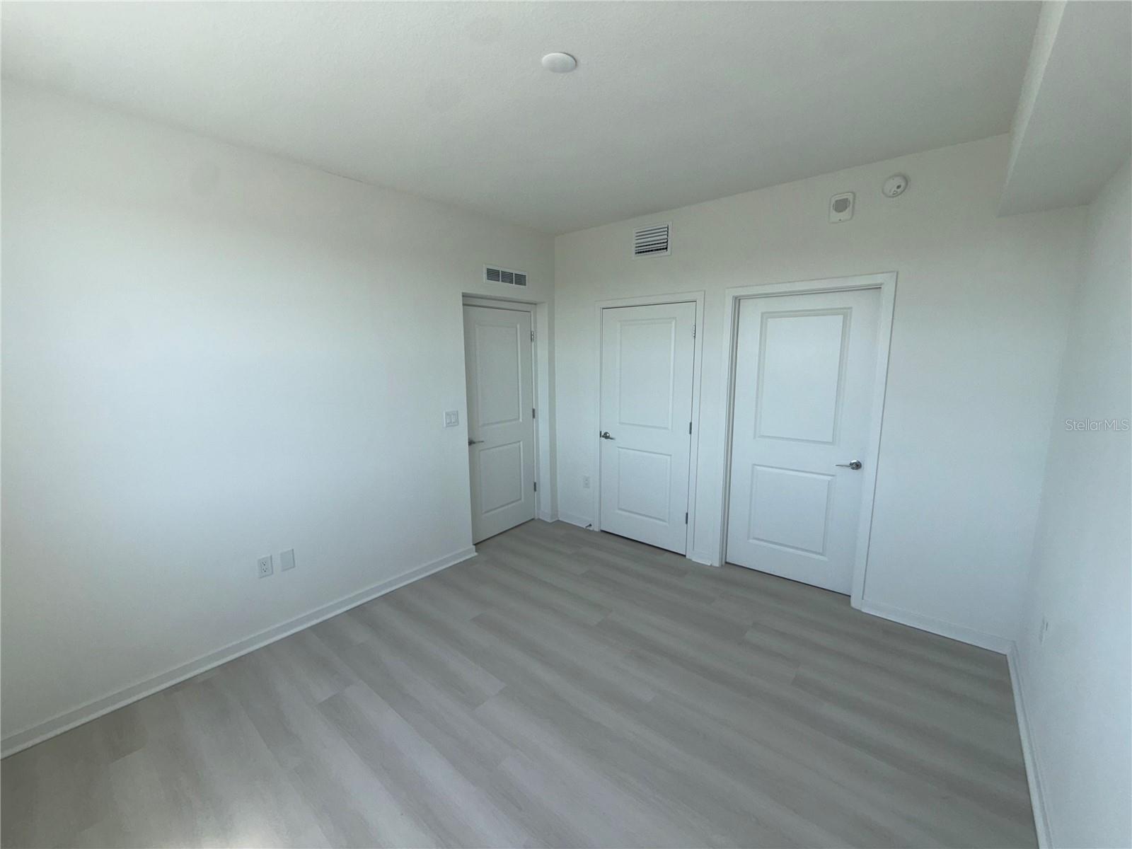 Image 19 of 42 For 5587 Millenia Park Boulevard 424