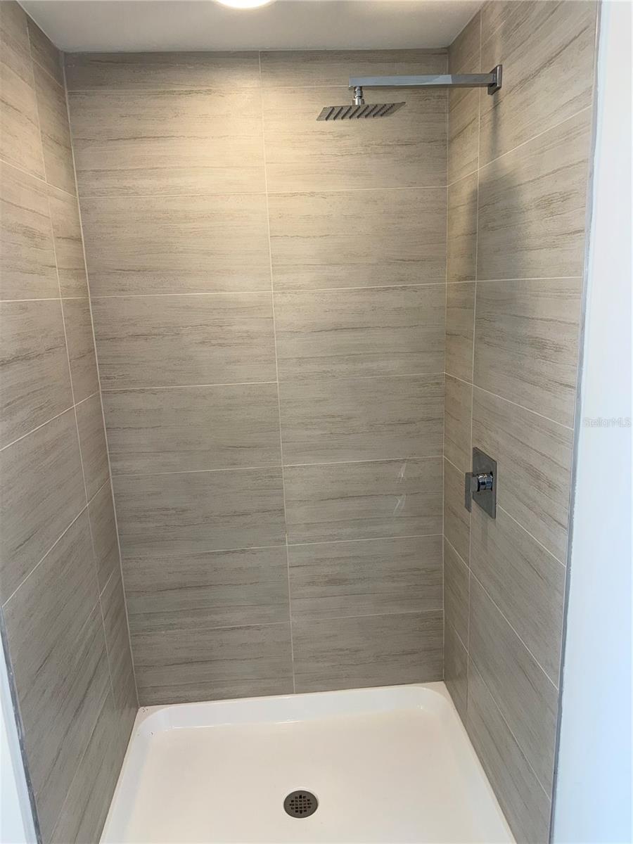 Image 23 of 42 For 5587 Millenia Park Boulevard 424