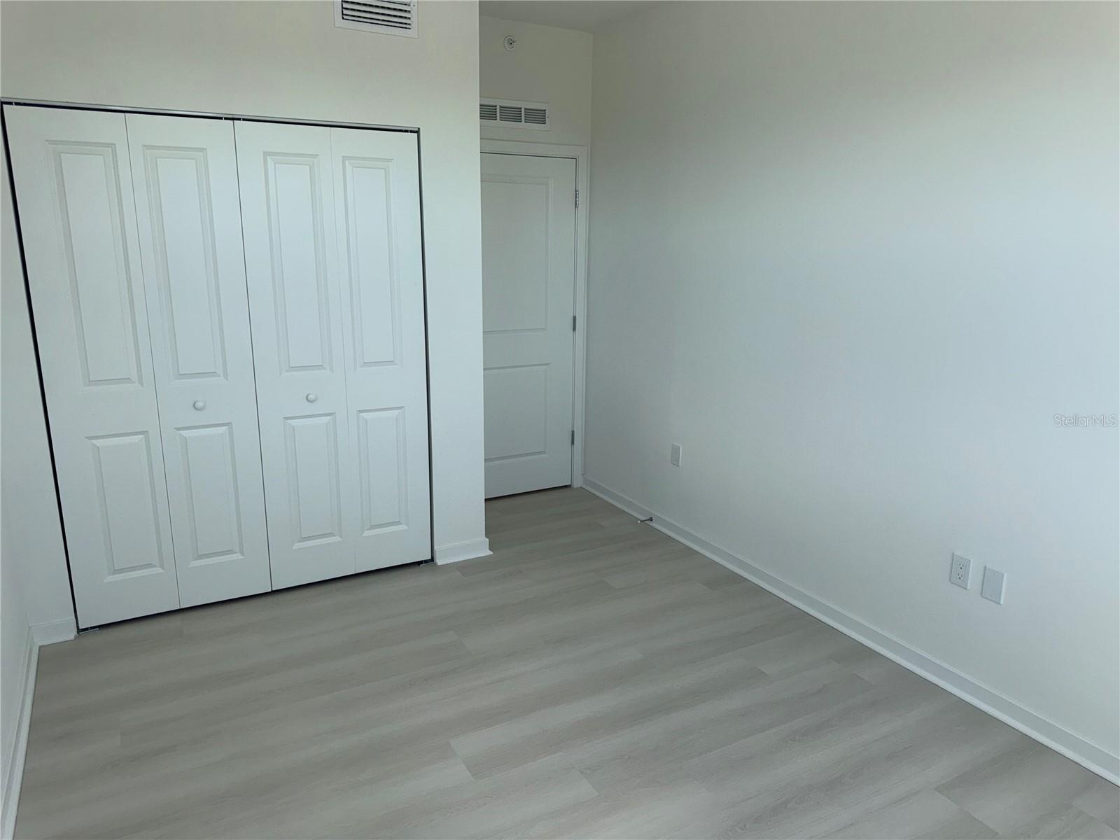 Image 24 of 42 For 5587 Millenia Park Boulevard 424