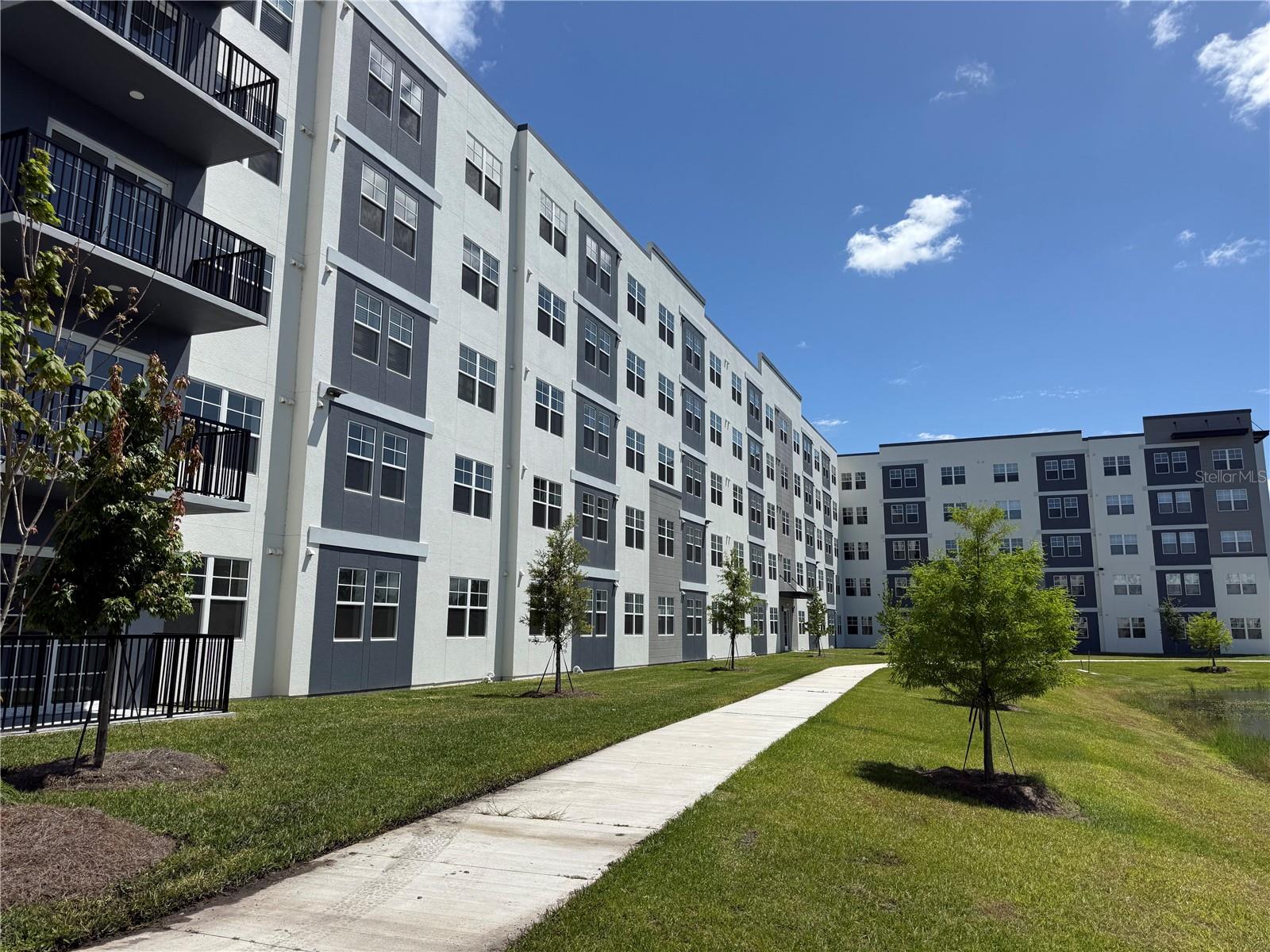 Image 35 of 42 For 5587 Millenia Park Boulevard 424