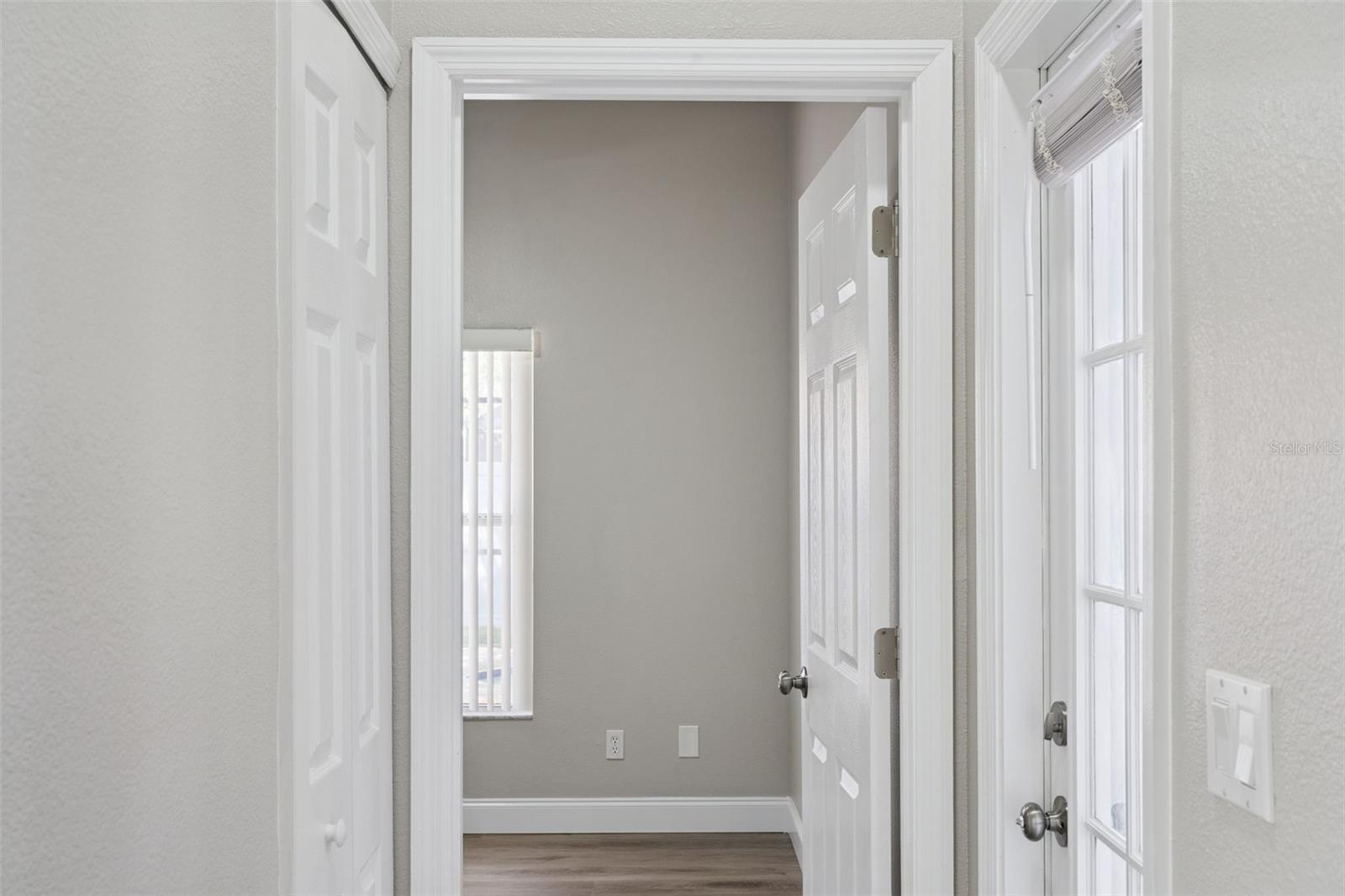 Image 45 of 54 For 15932 Robin Hill Loop