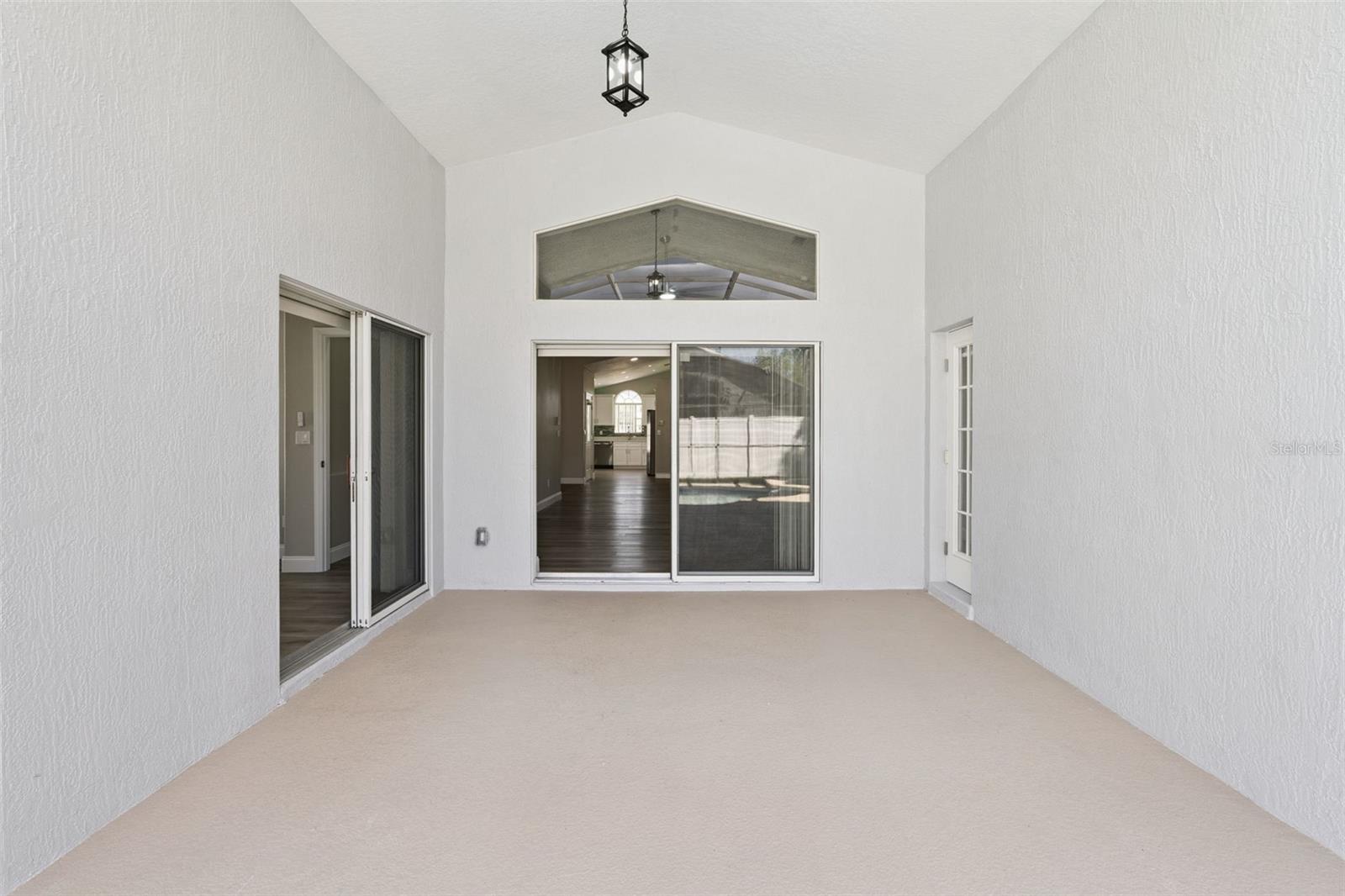 Image 46 of 54 For 15932 Robin Hill Loop