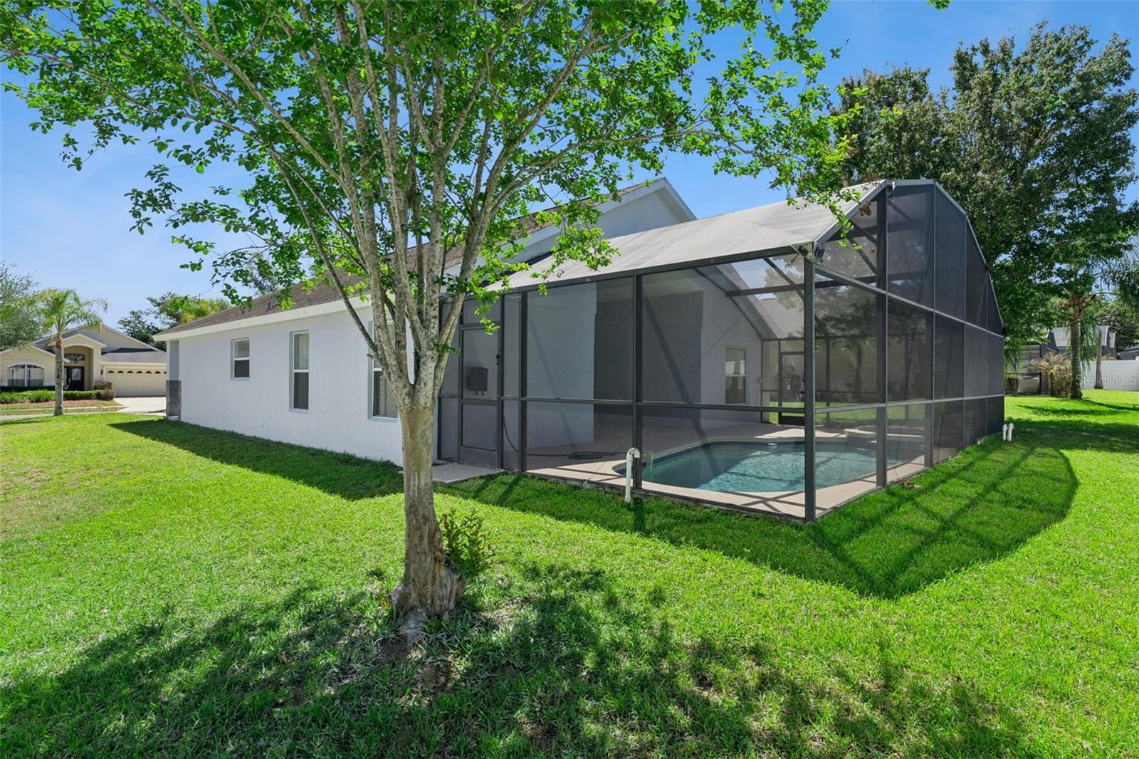 Image 50 of 54 For 15932 Robin Hill Loop