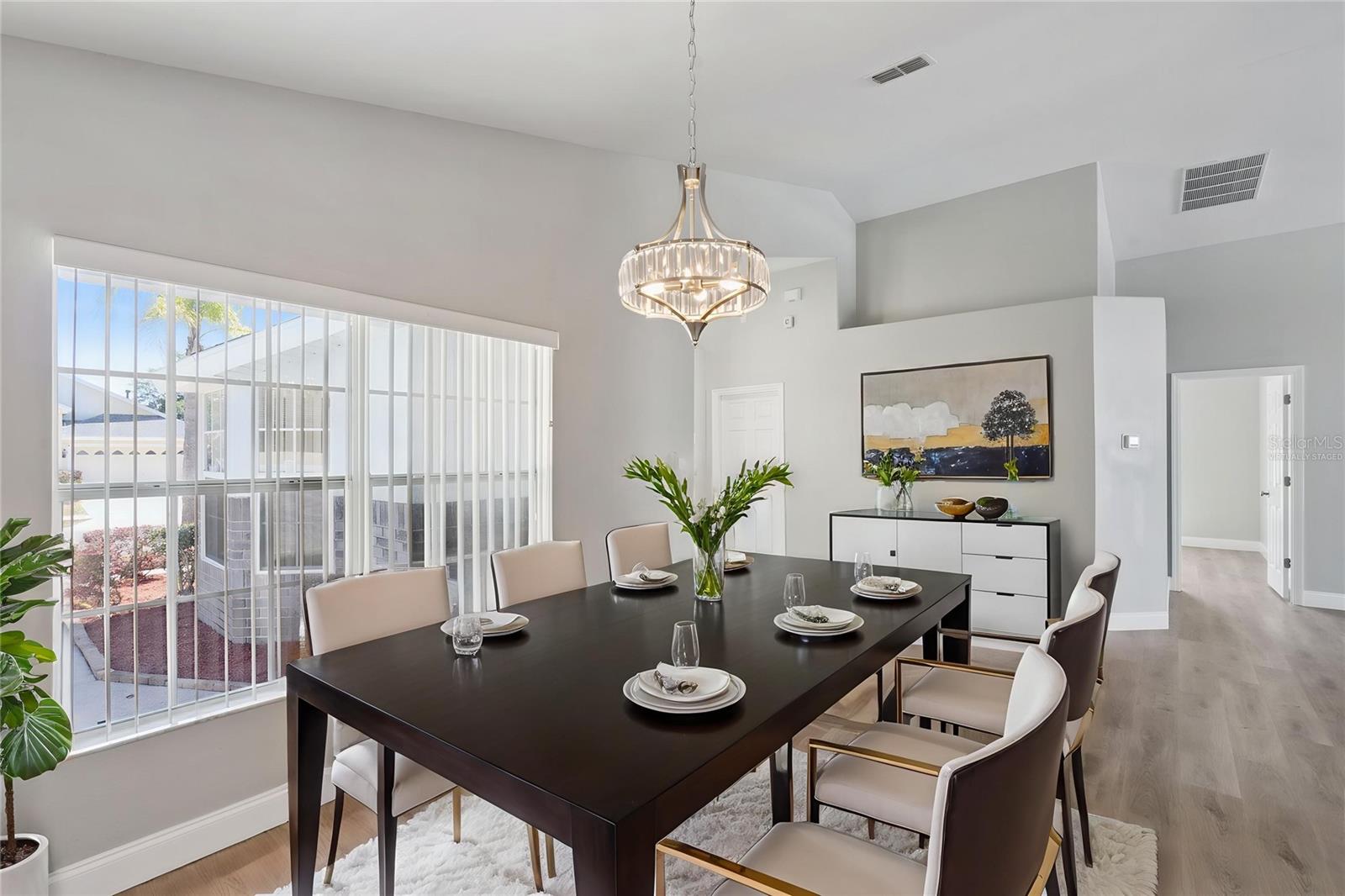 Image 7 of 54 For 15932 Robin Hill Loop