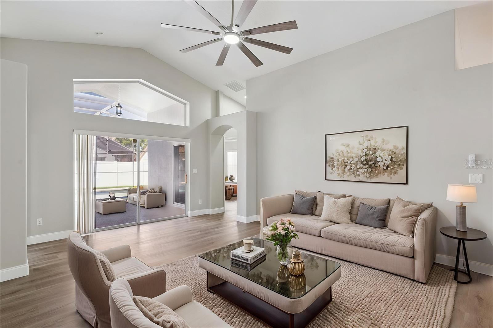 Image 9 of 54 For 15932 Robin Hill Loop