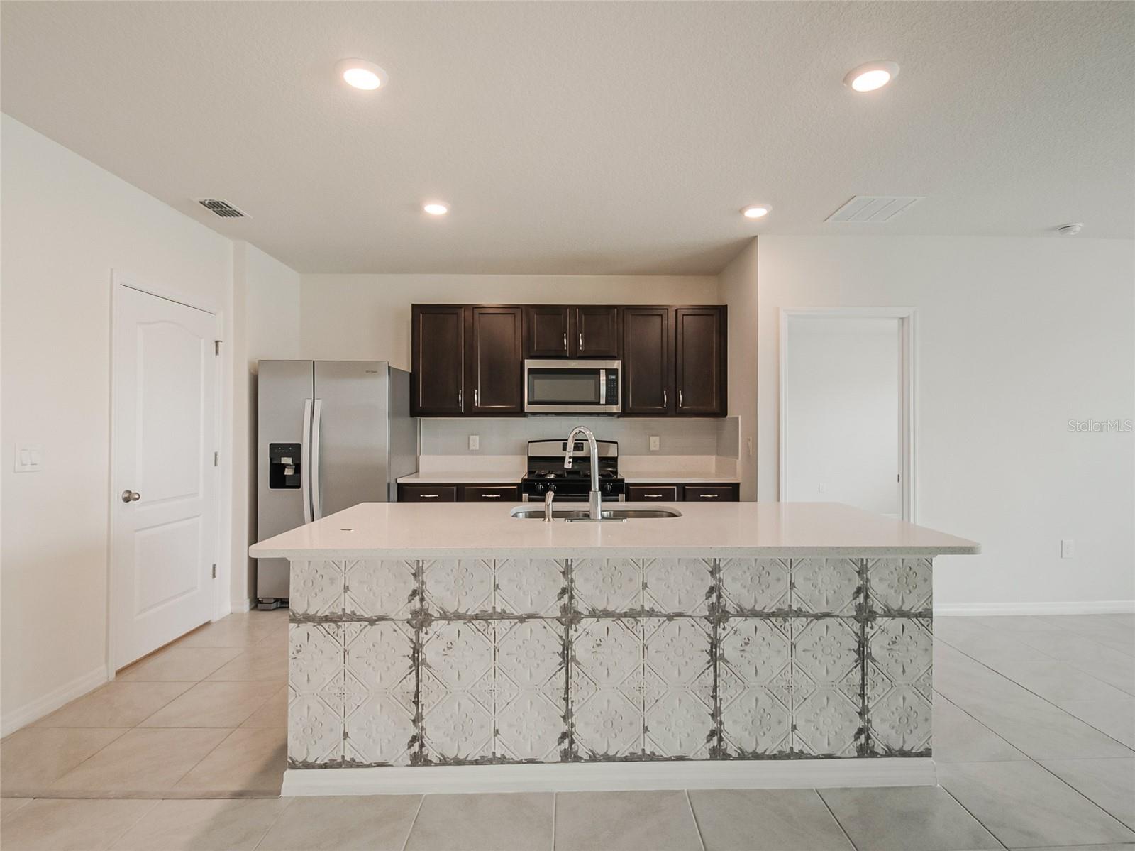 Image 19 of 44 For 3630 Caspian Street