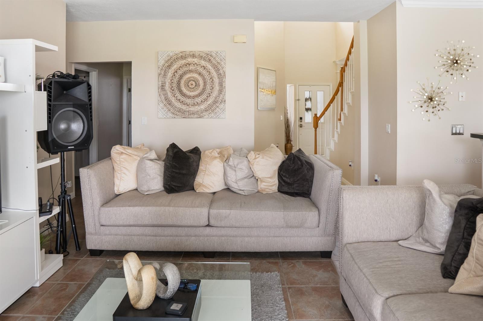 Image 11 of 41 For 2735 Scarborough Drive