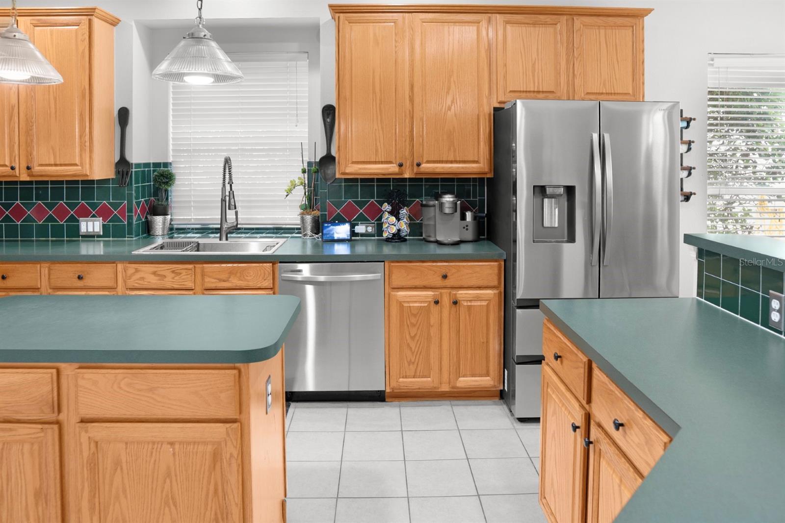 Image 14 of 41 For 2735 Scarborough Drive