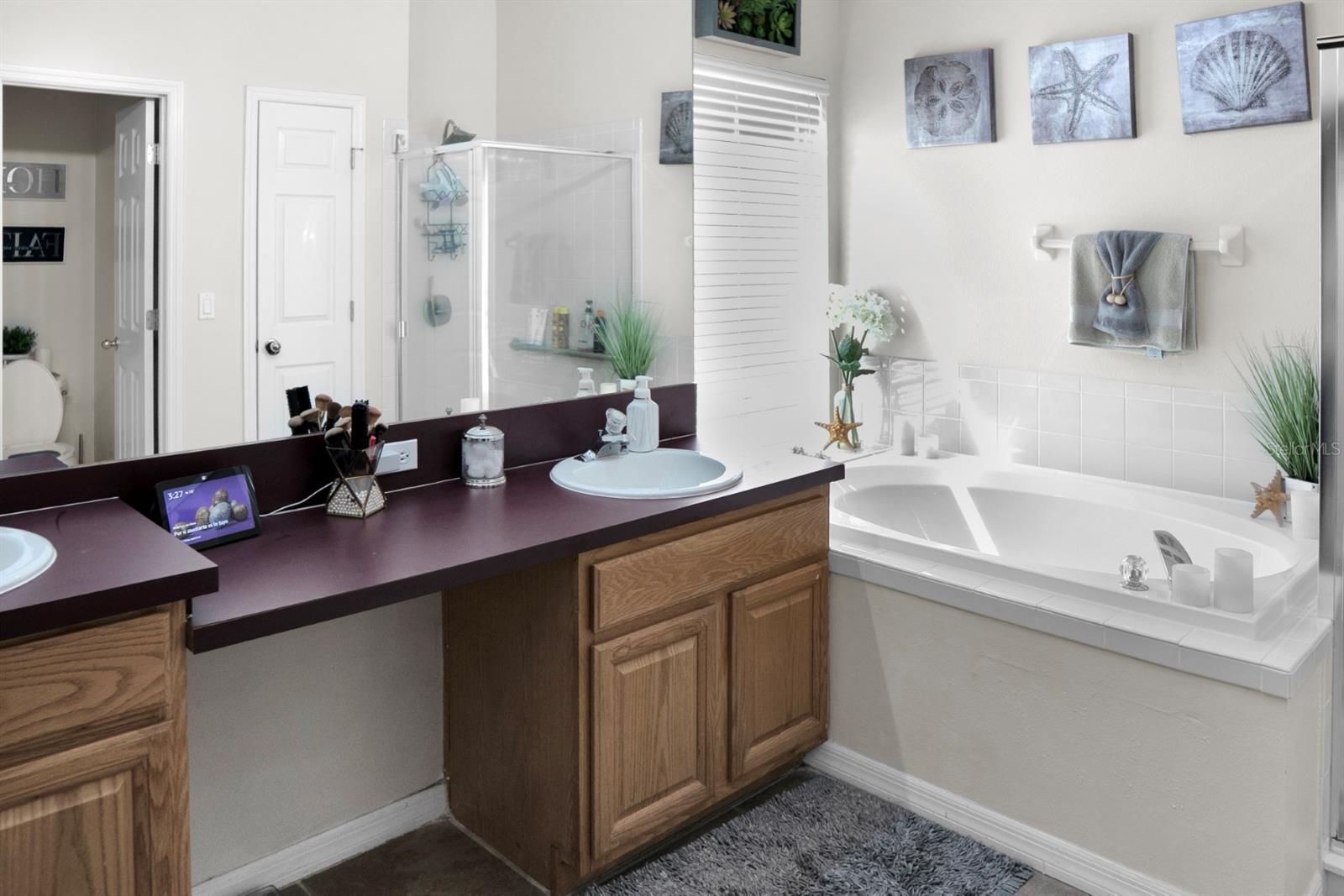 Image 19 of 41 For 2735 Scarborough Drive