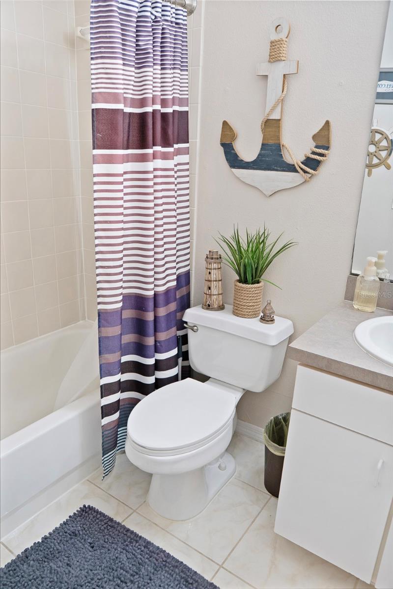 Image 28 of 41 For 2735 Scarborough Drive