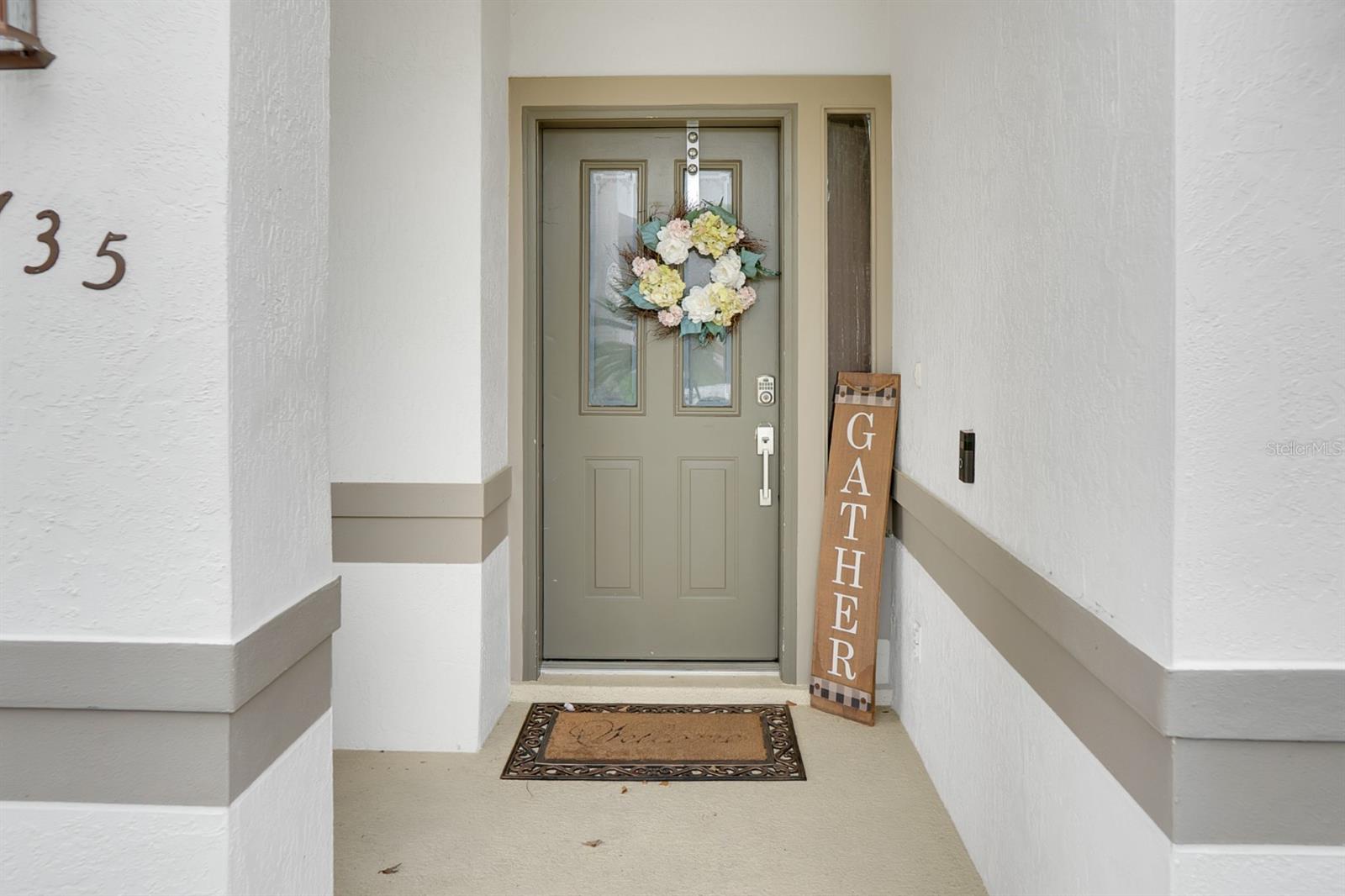 Image 4 of 41 For 2735 Scarborough Drive