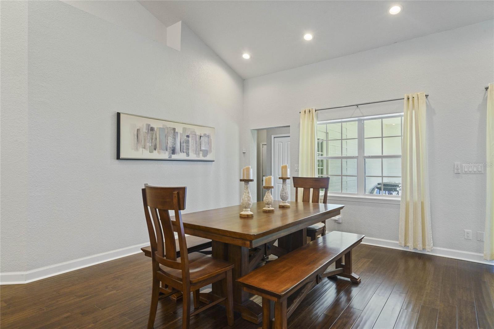 Image 10 of 44 For 715 Magnolia Street