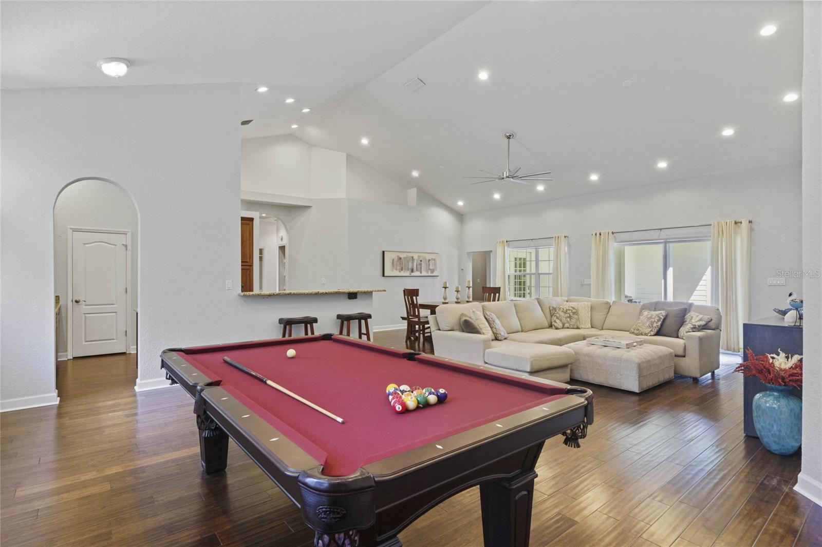 Image 7 of 44 For 715 Magnolia Street