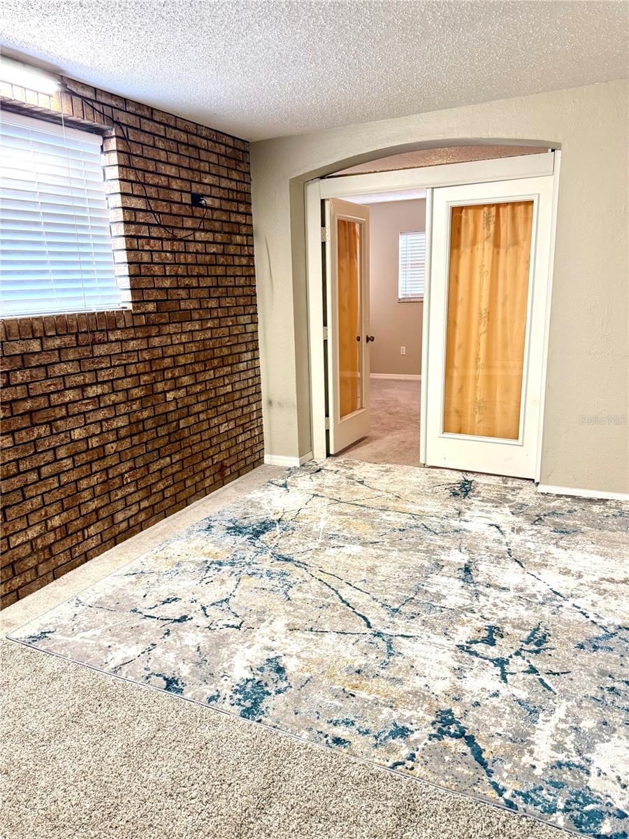 Image 20 of 28 For 2474 Dianne Drive