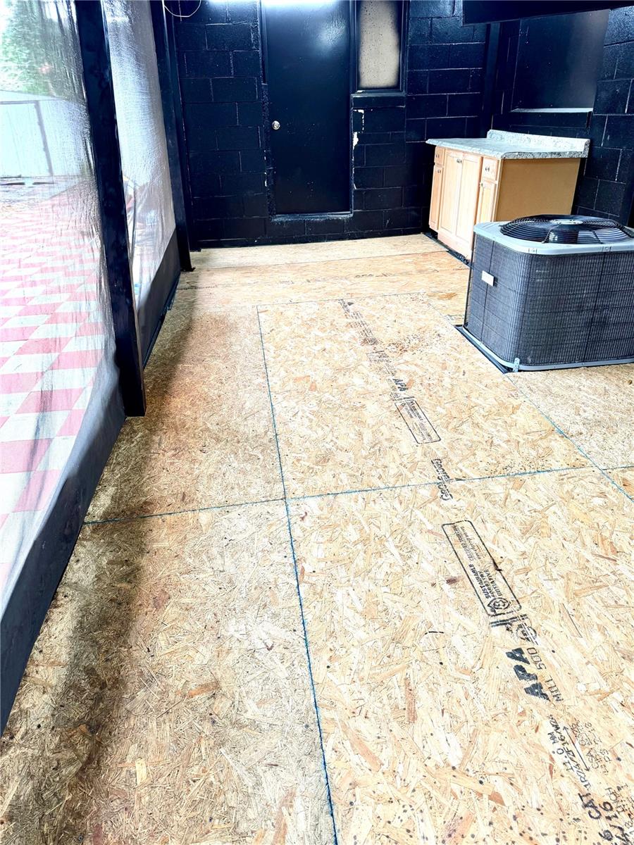 Image 26 of 28 For 2474 Dianne Drive