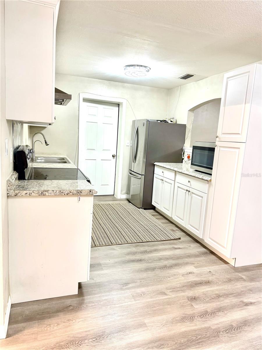 Image 5 of 28 For 2474 Dianne Drive