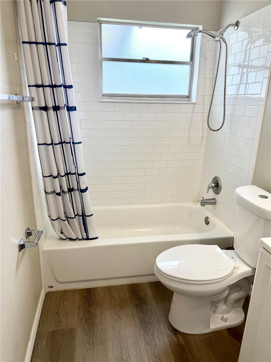 Image 9 of 28 For 2474 Dianne Drive