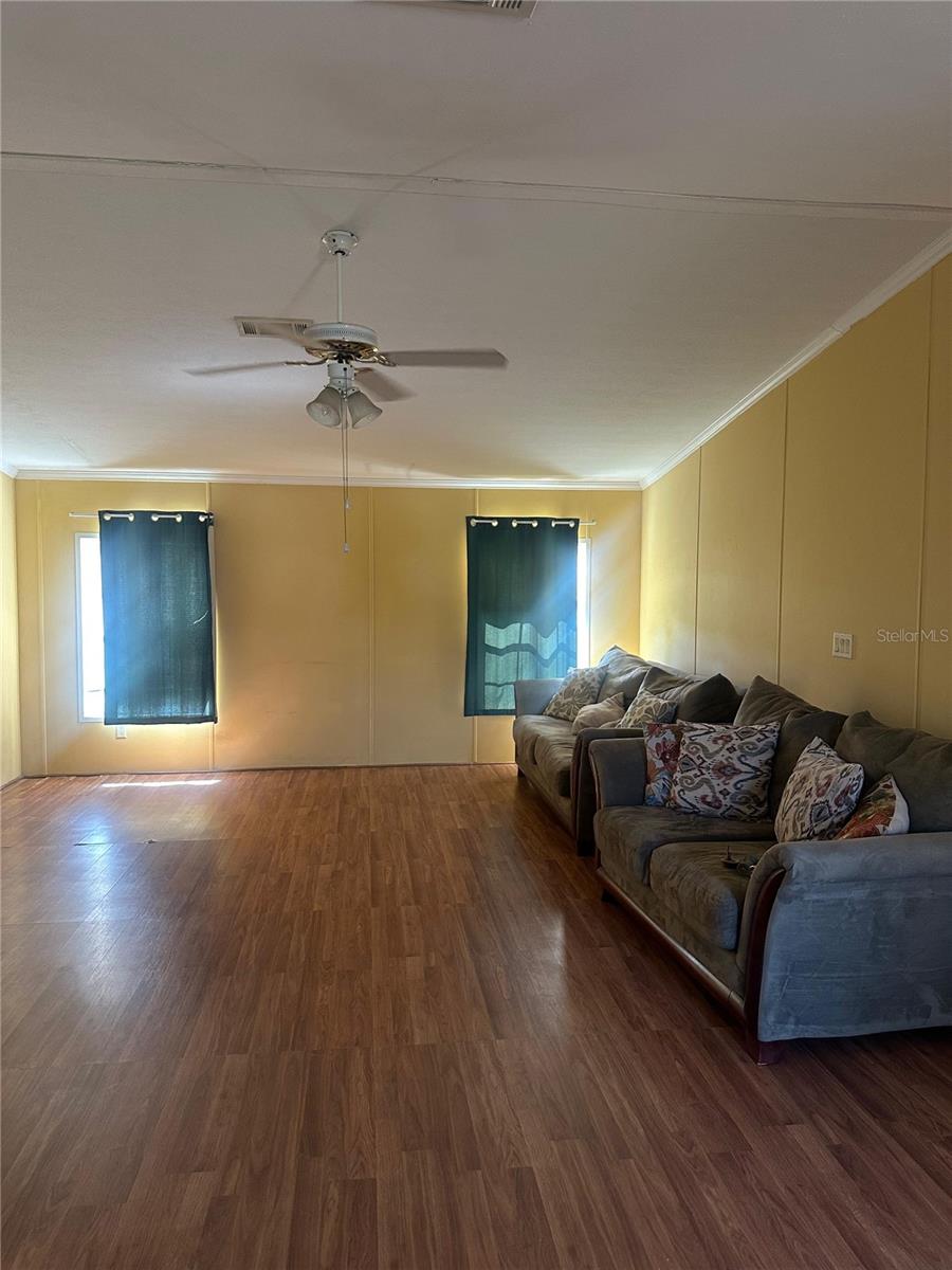 Image 4 of 18 For 1814 Winchester Court S