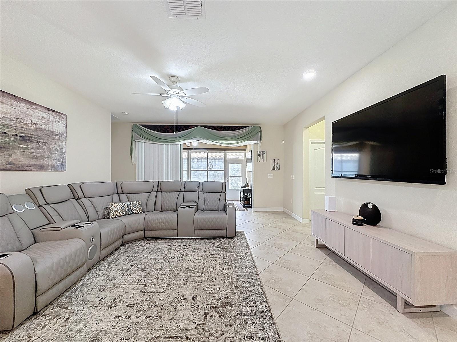 Image 17 of 73 For 5307 Cortland Drive