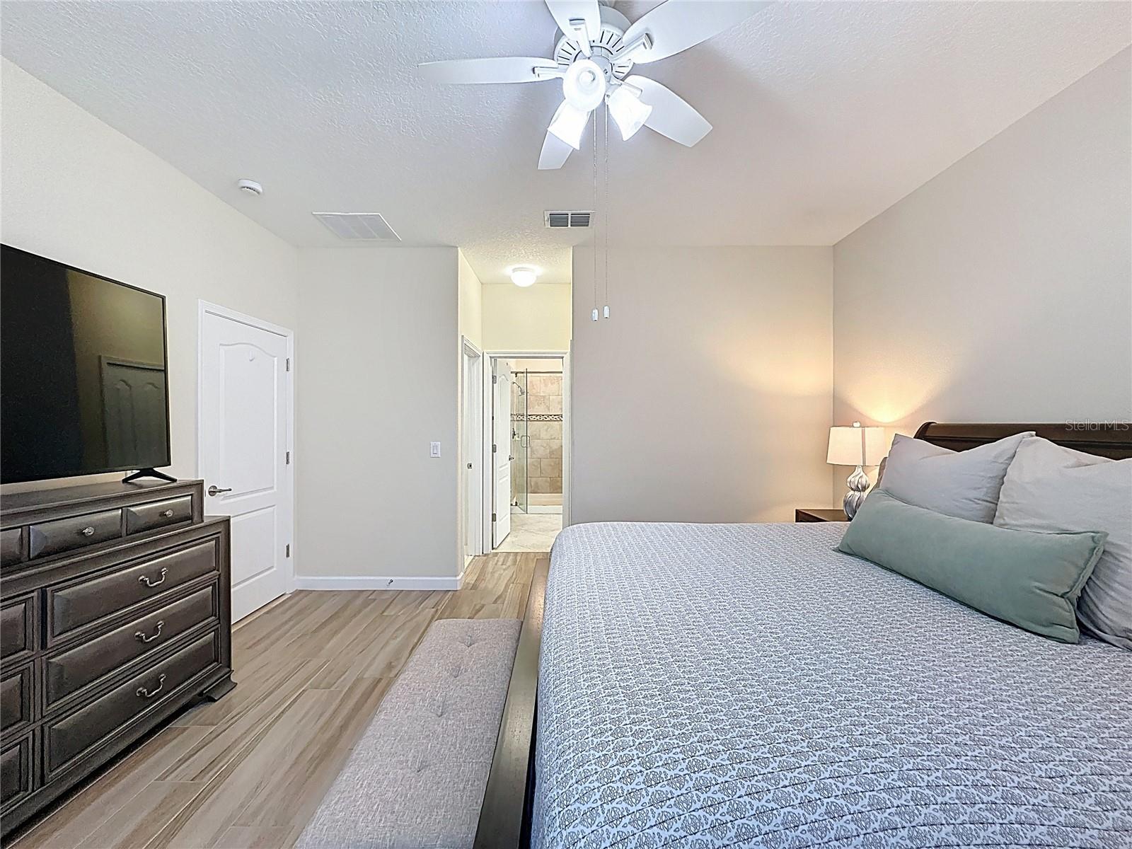 Image 36 of 73 For 5307 Cortland Drive