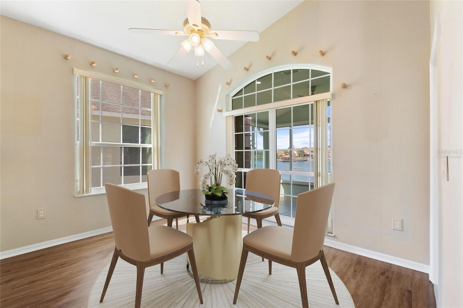 Image 23 of 68 For 331 Cunningham Dr