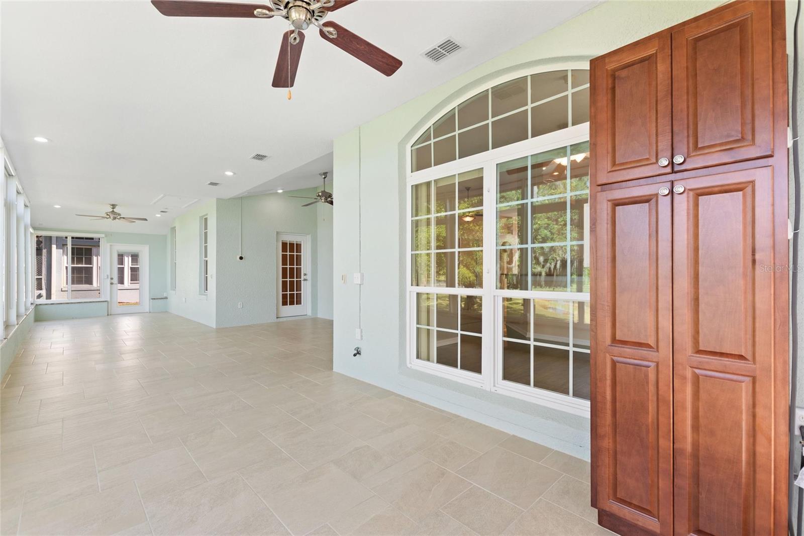 Image 26 of 68 For 331 Cunningham Dr