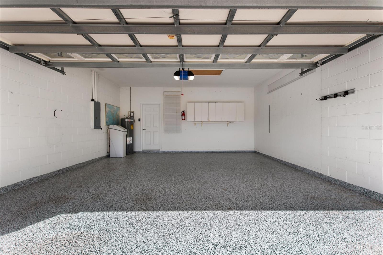 Image 28 of 68 For 331 Cunningham Dr