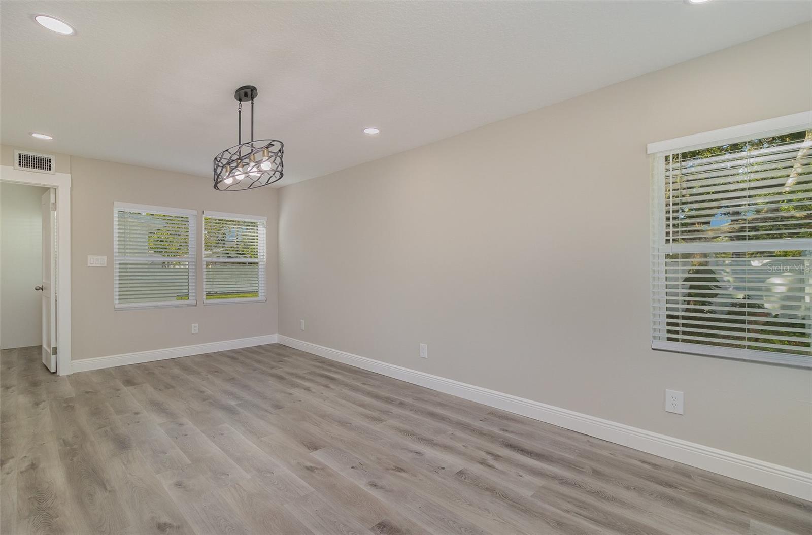 Image 18 of 44 For 1208 Indian River Avenue