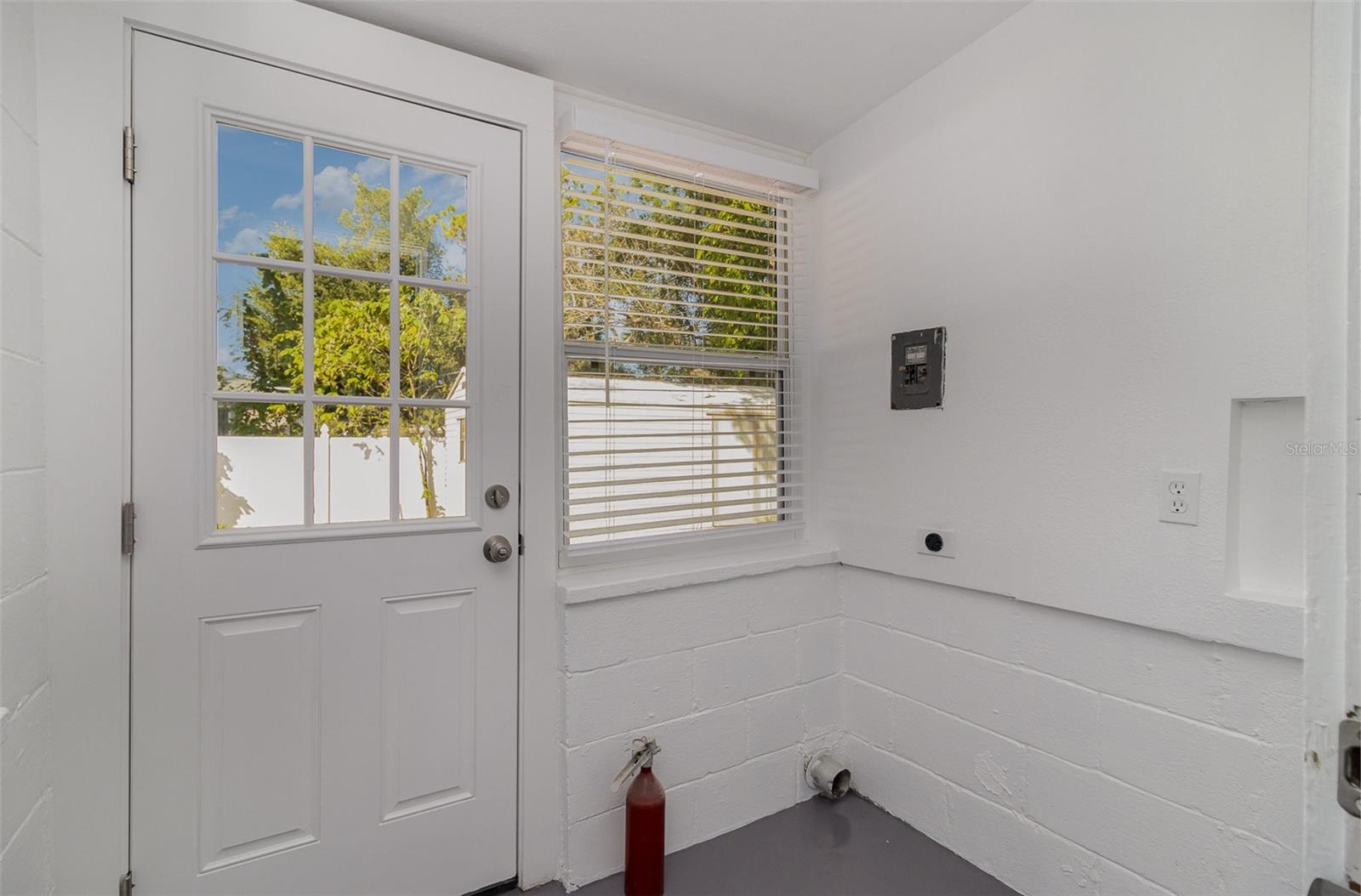 Image 34 of 44 For 1208 Indian River Avenue