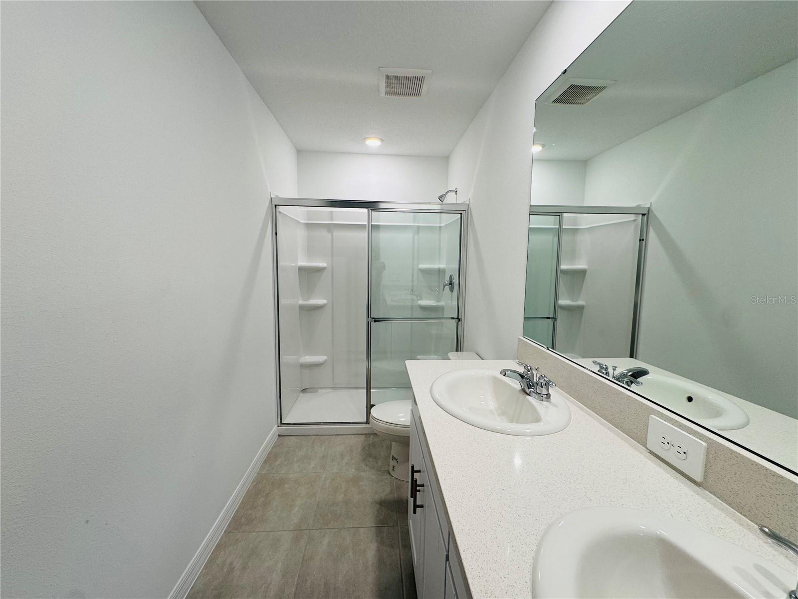 Image 27 of 42 For 2923 Skyline Loop