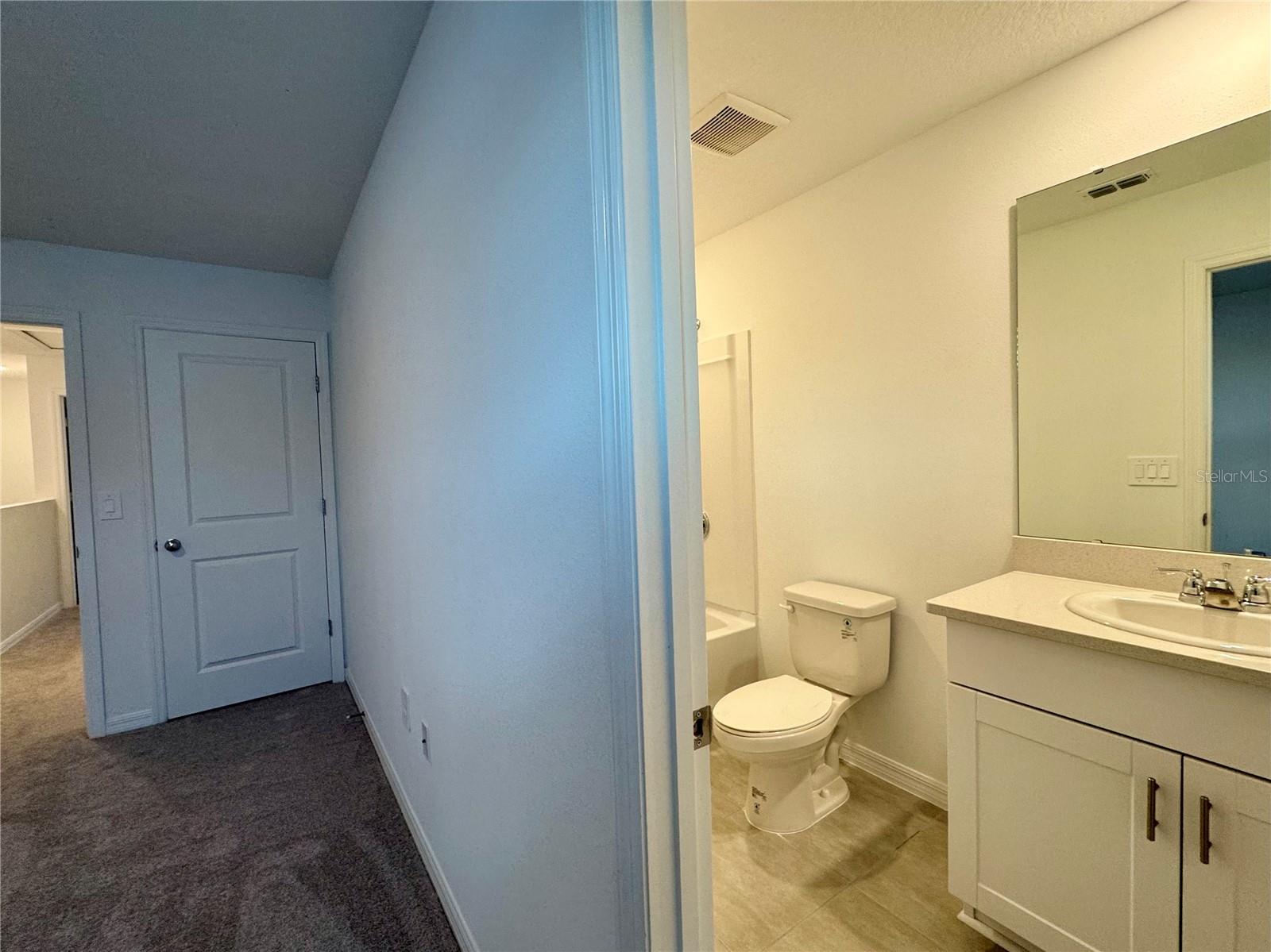 Image 30 of 42 For 2923 Skyline Loop