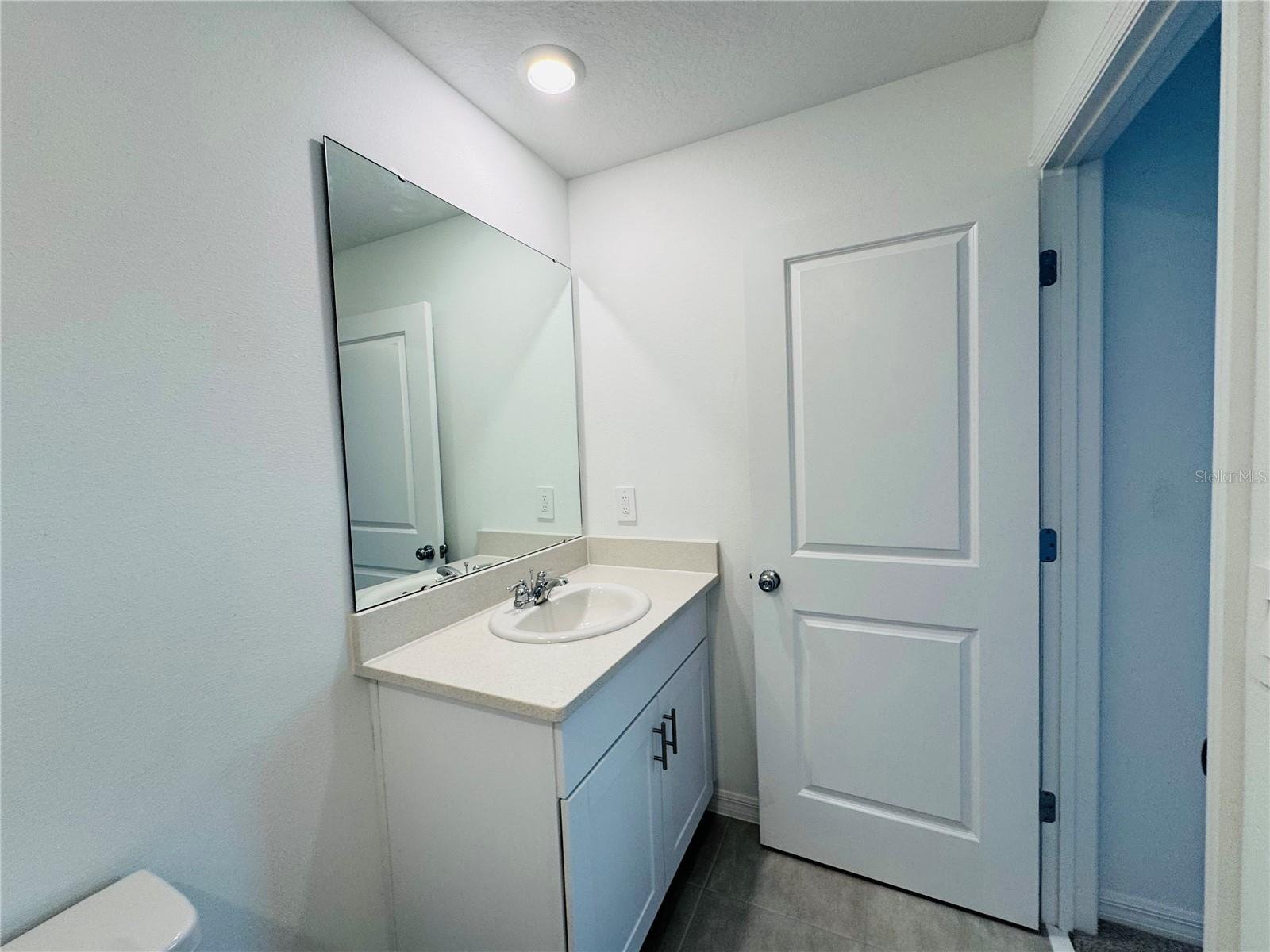 Image 31 of 42 For 2923 Skyline Loop