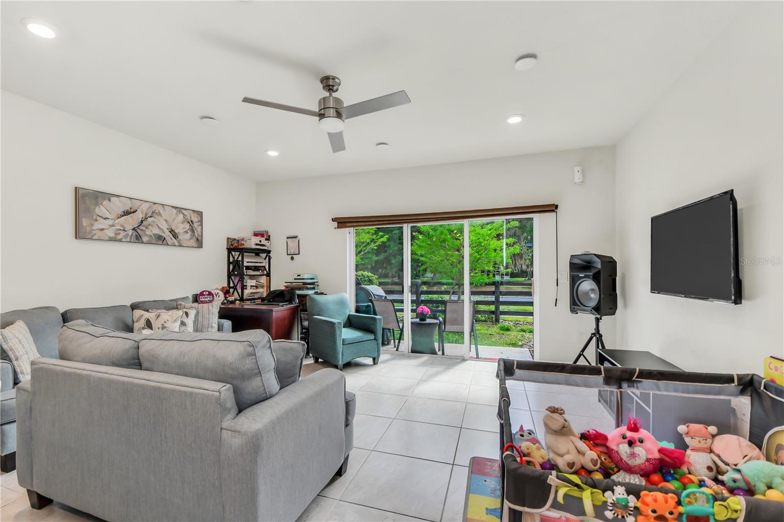 Image 12 of 41 For 2639 Buena View Road