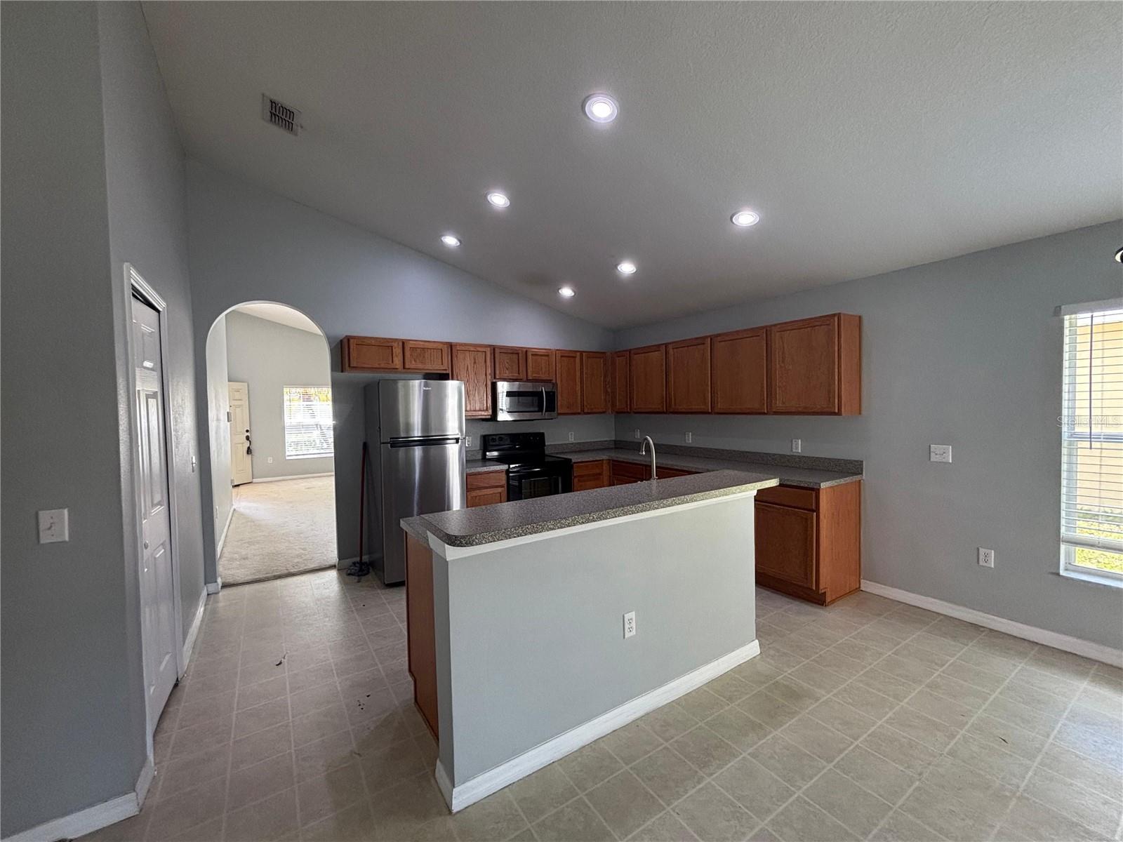 Image 3 of 12 For 3068 Cameron Drive