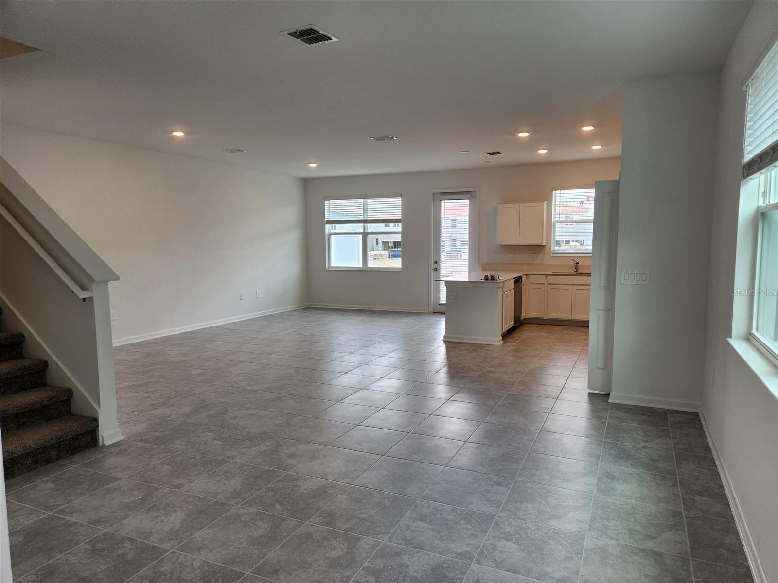 Image 7 of 41 For 203 Bogey Drive