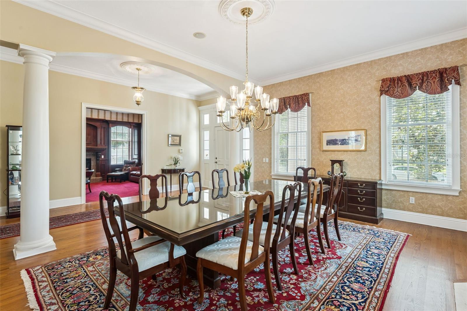 Image 11 of 73 For 915 Westpark Drive