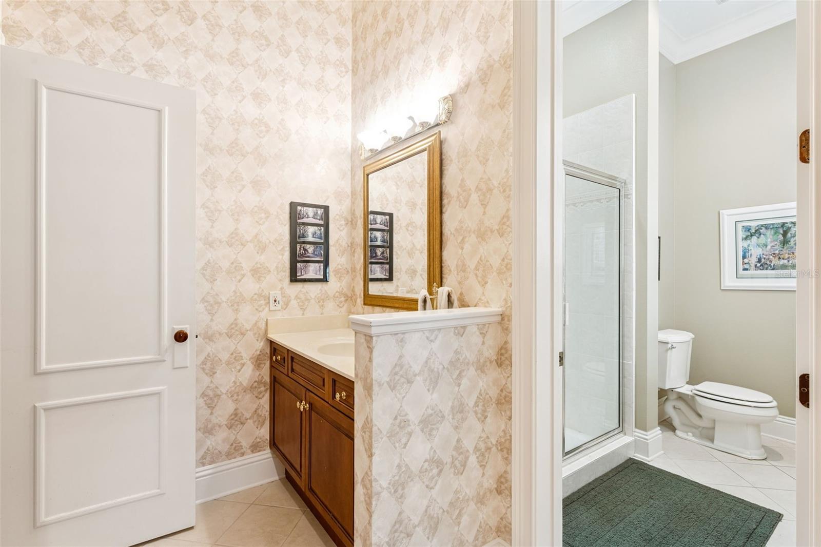 Image 16 of 73 For 915 Westpark Drive