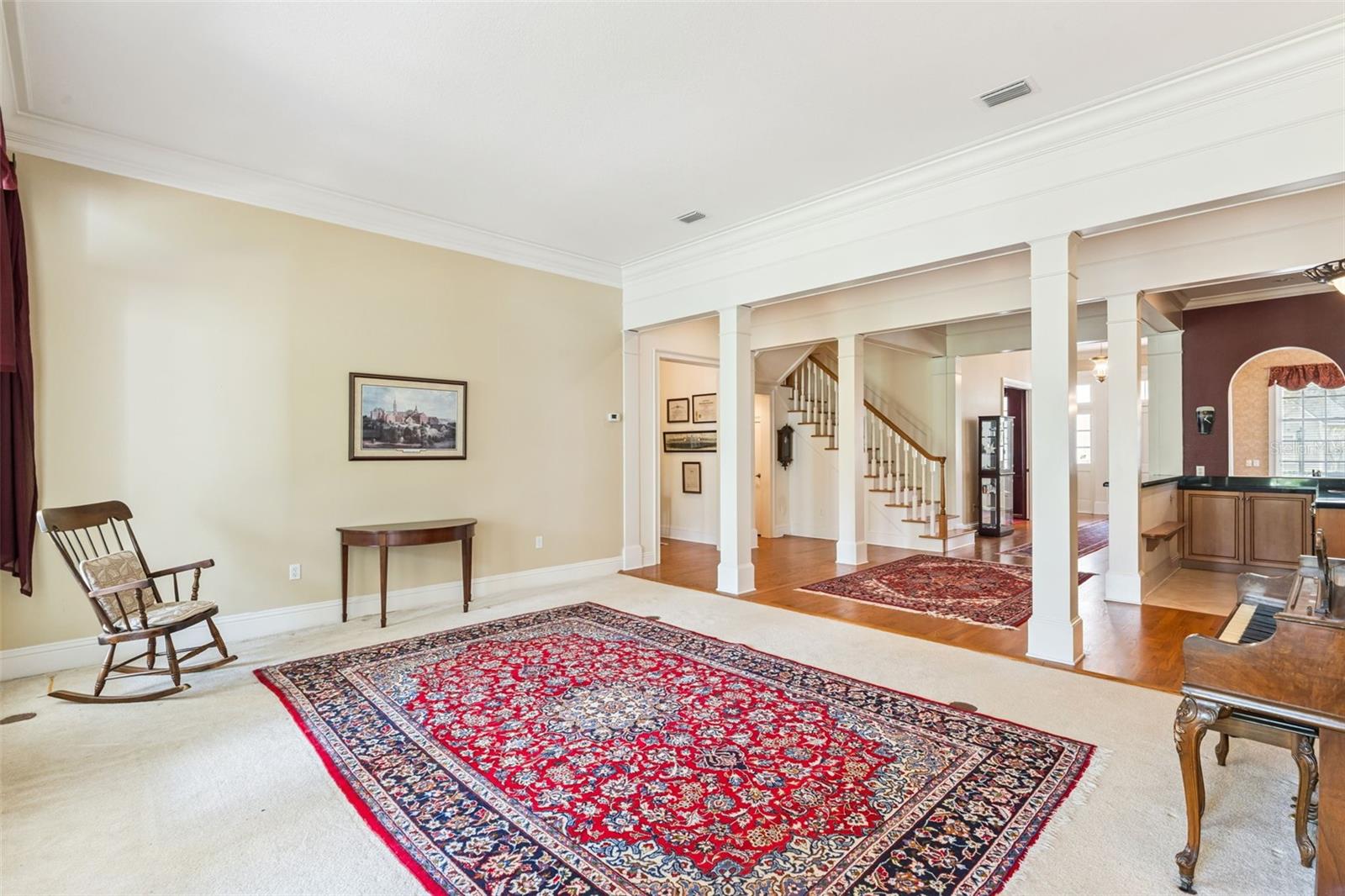 Image 22 of 73 For 915 Westpark Drive